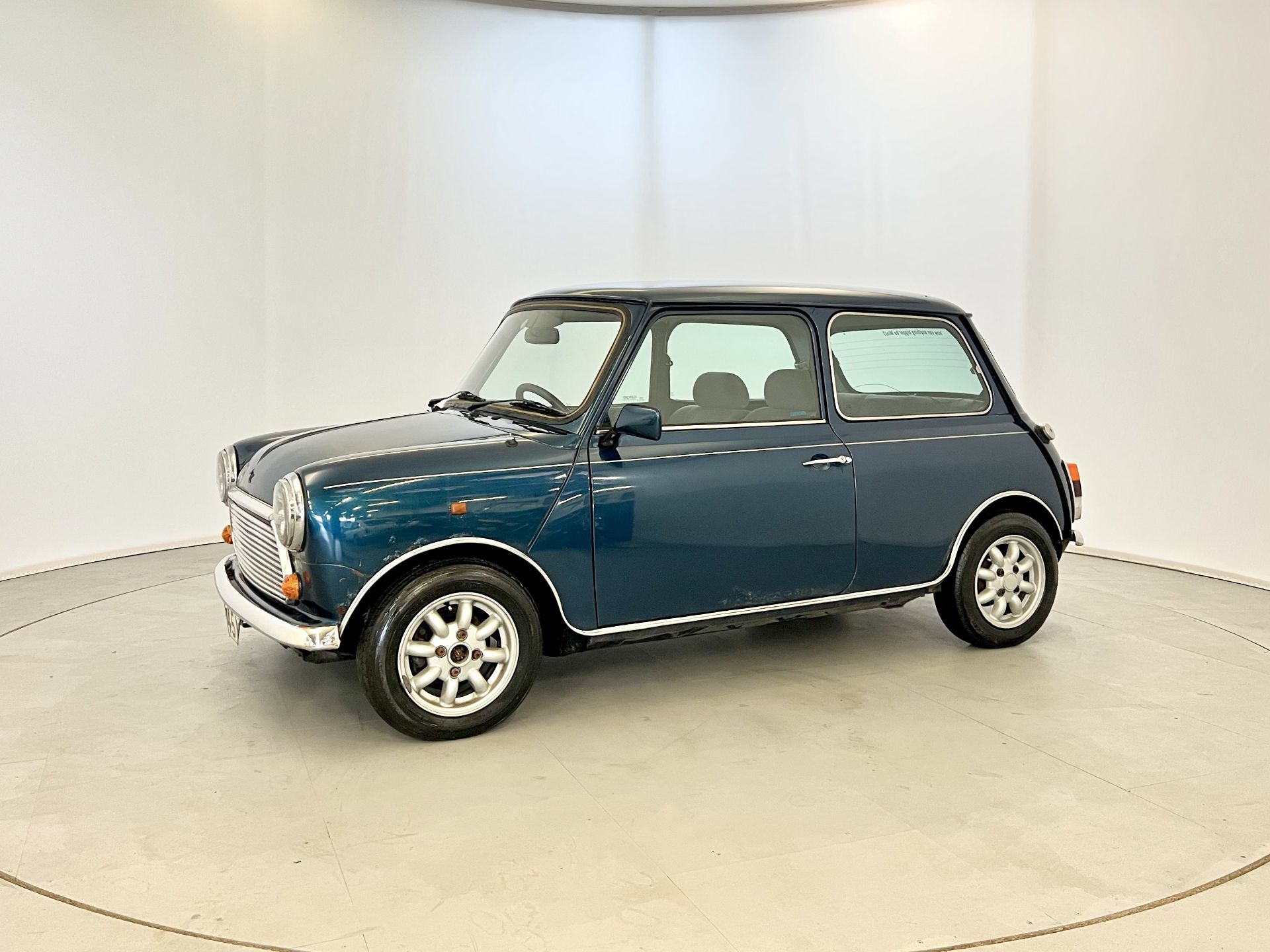 Rover Mini Mayfair - Image 4 of 28