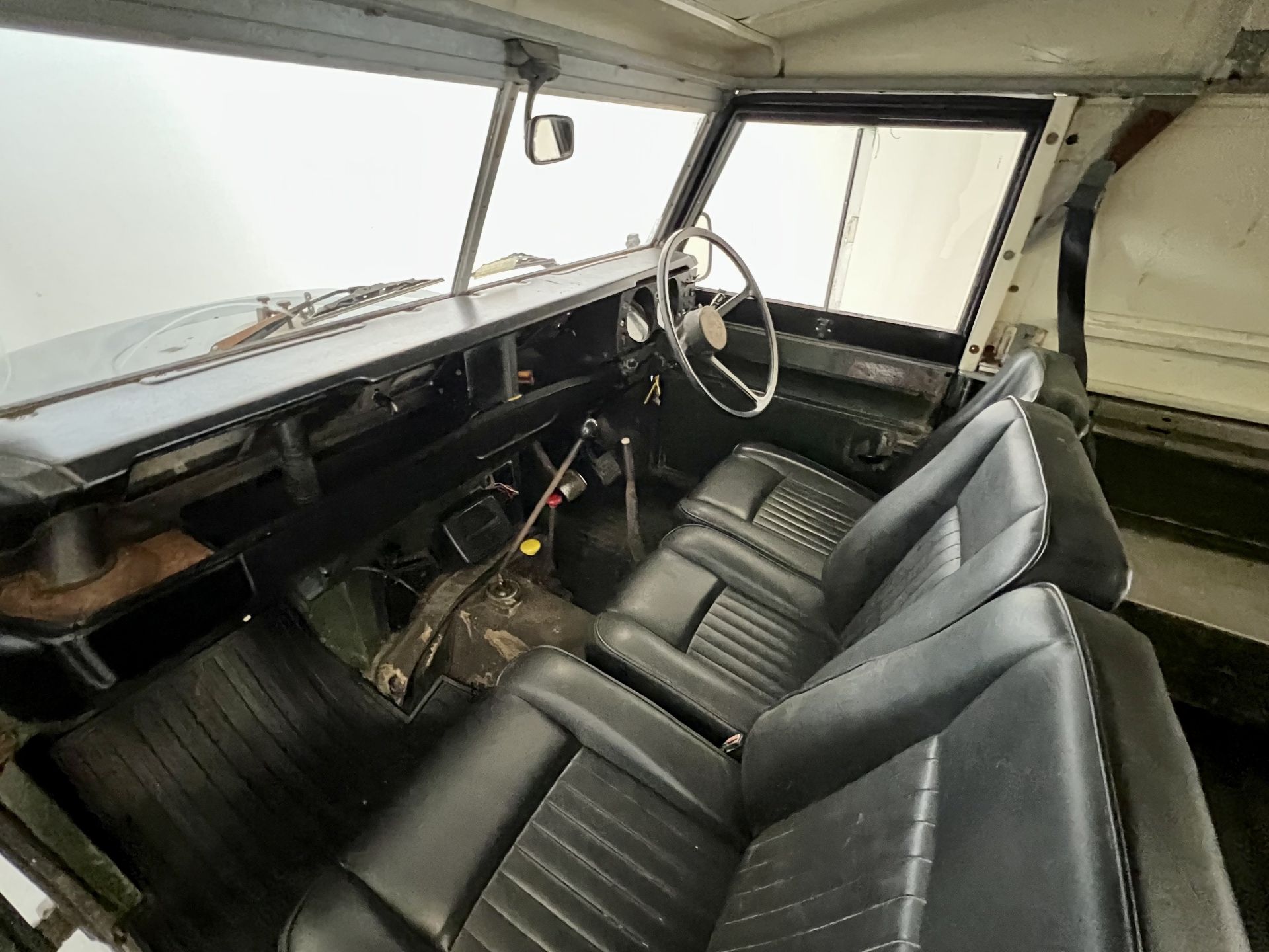 Land Rover Series 3 - Image 23 of 29