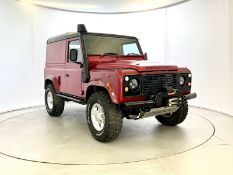 Land Rover Defender 90