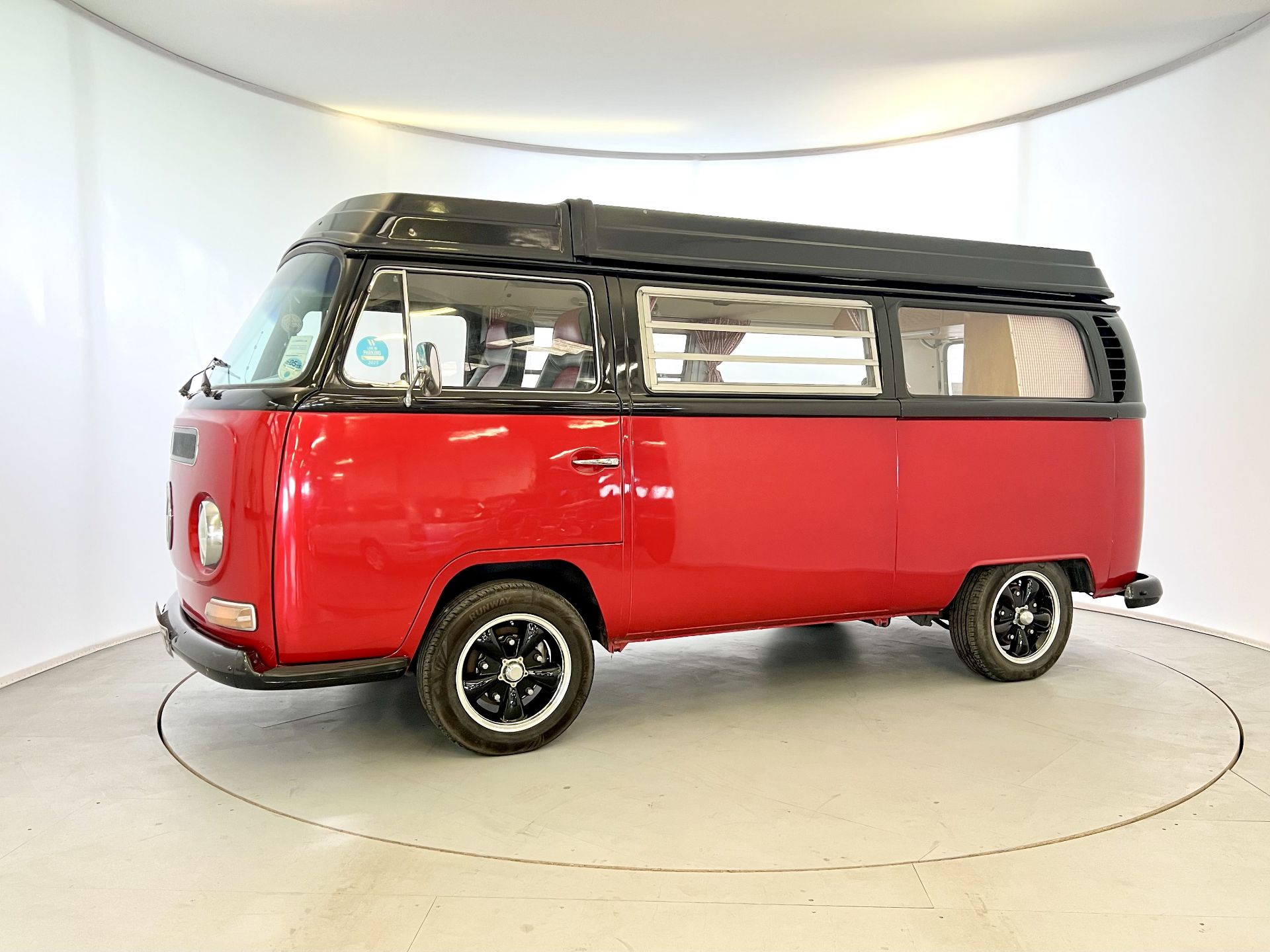Volkswagen T2 - Image 4 of 65
