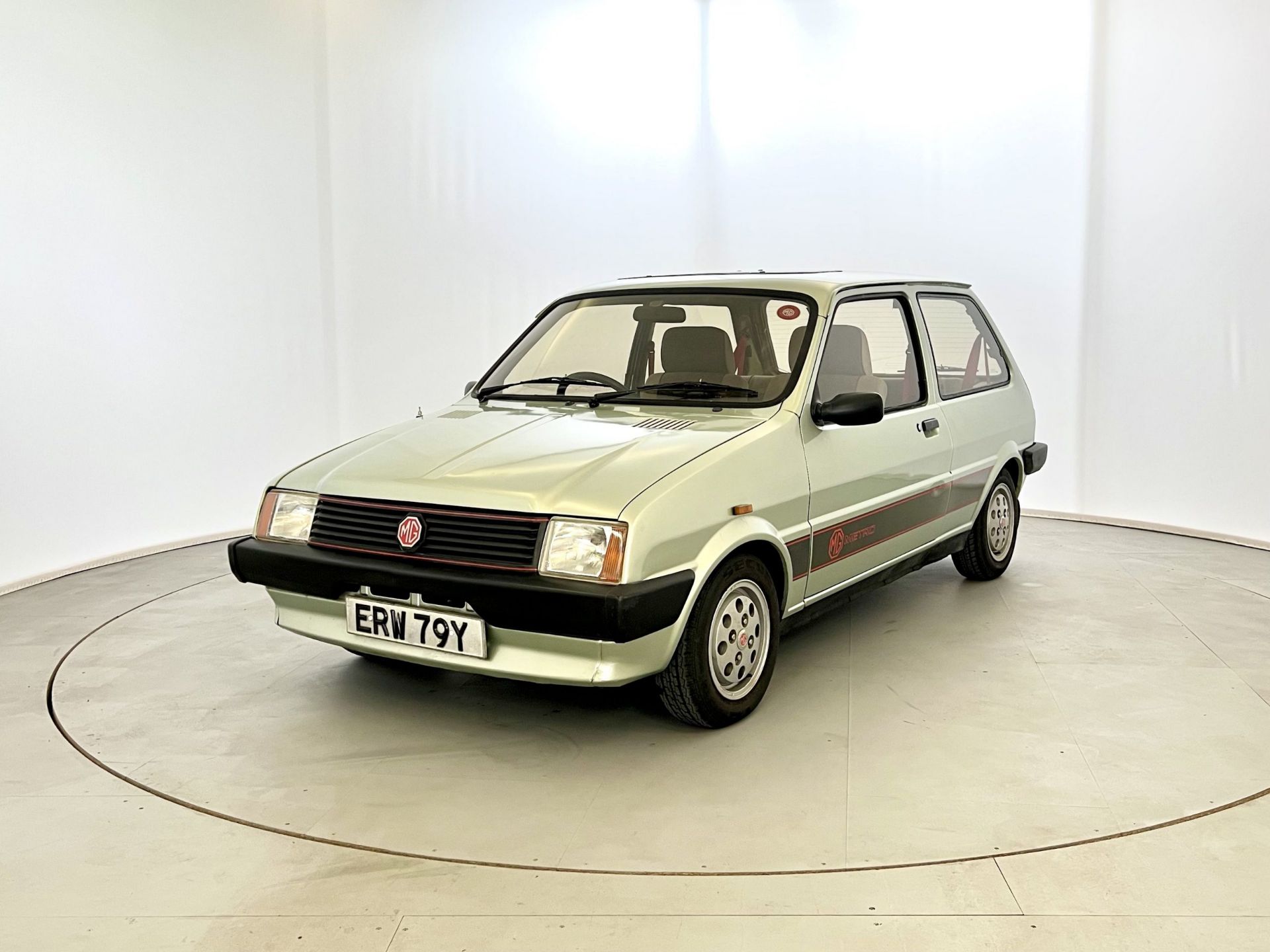 Mg Metro - Image 3 of 29