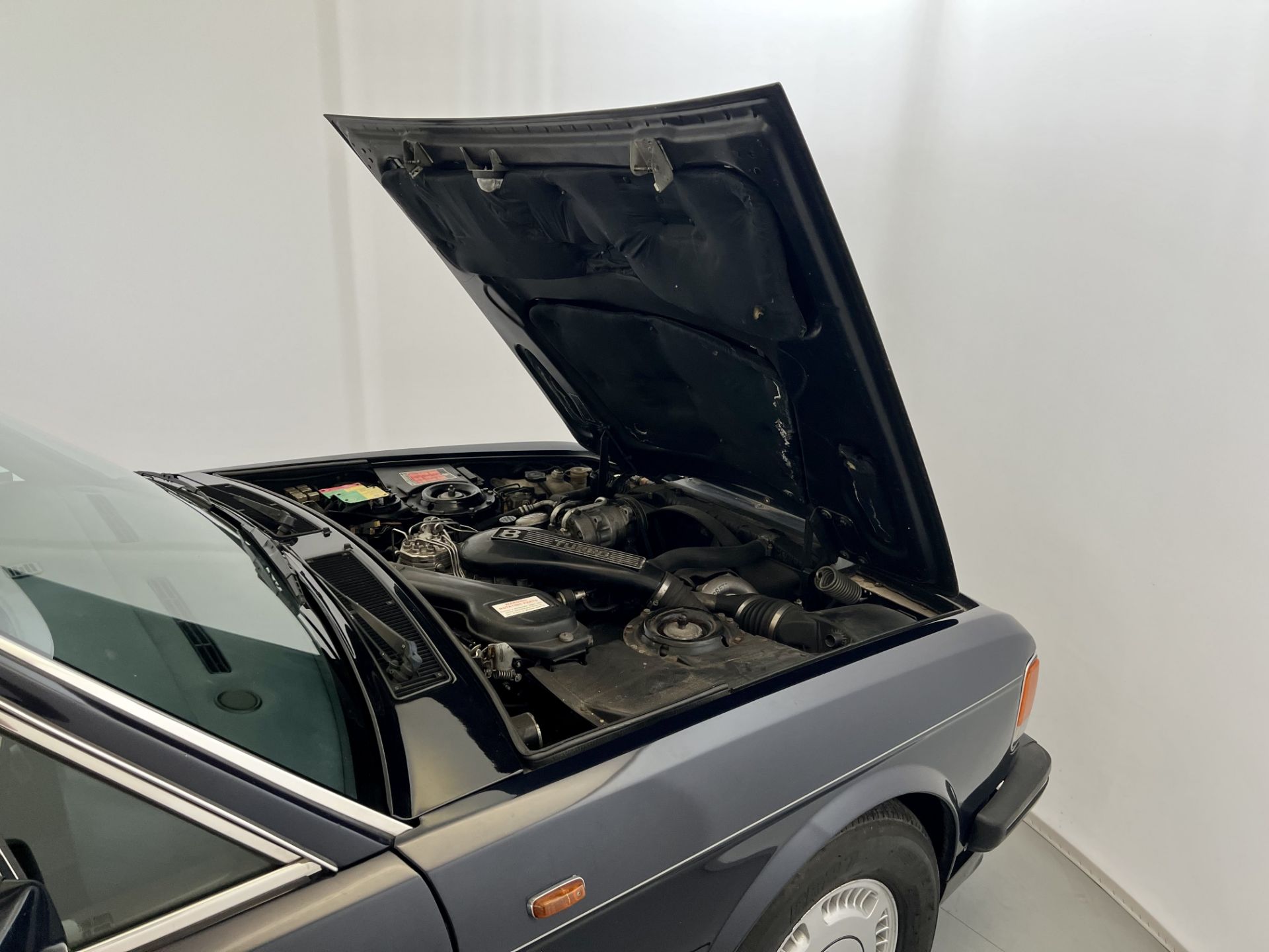 Bentley Turbo R - Image 40 of 43