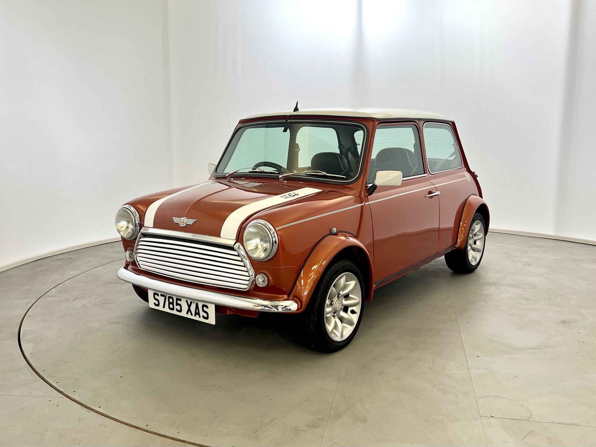 Mini Cooper Sport - Image 3 of 31