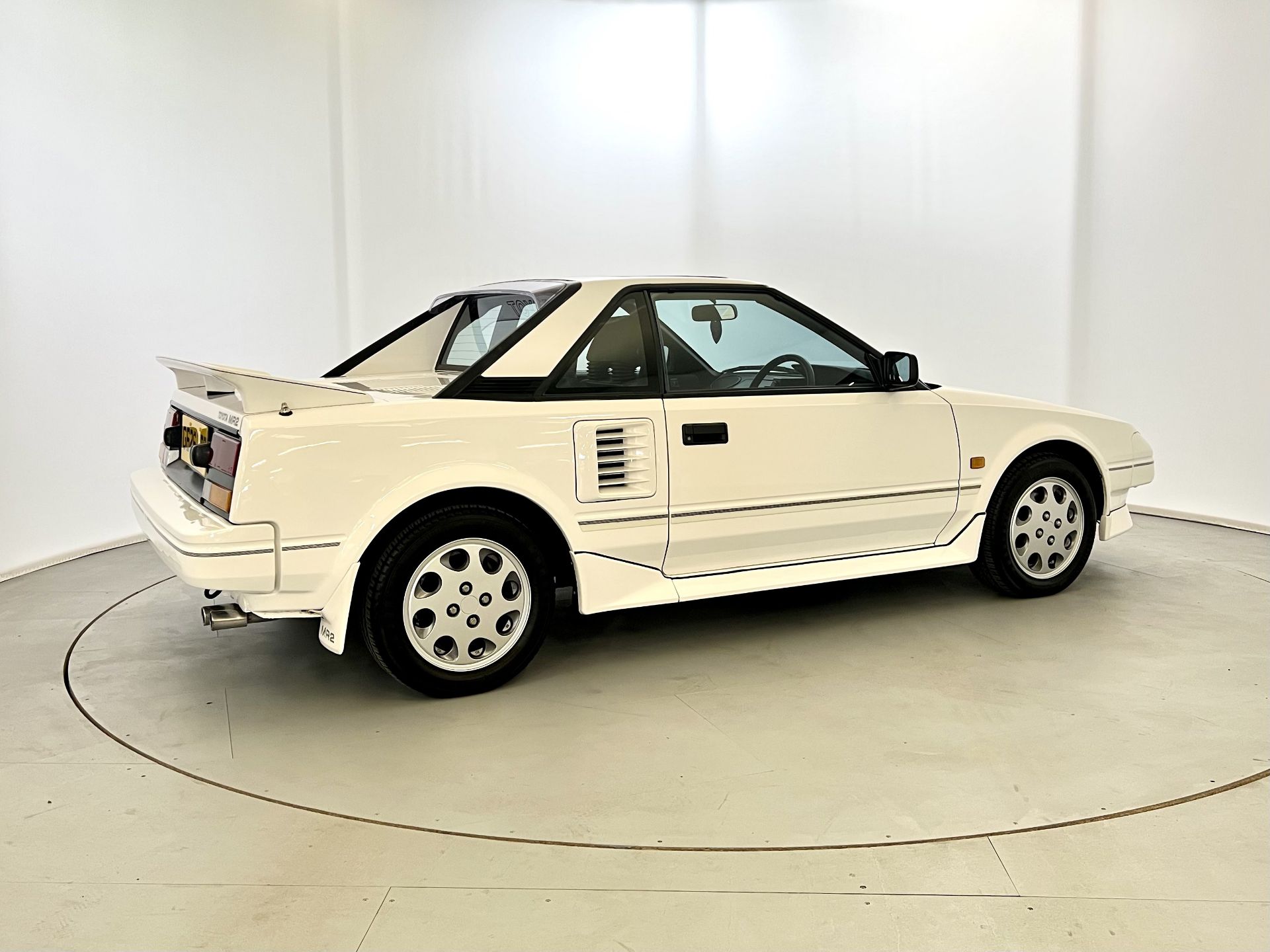 Toyota MR2 - Image 10 of 41