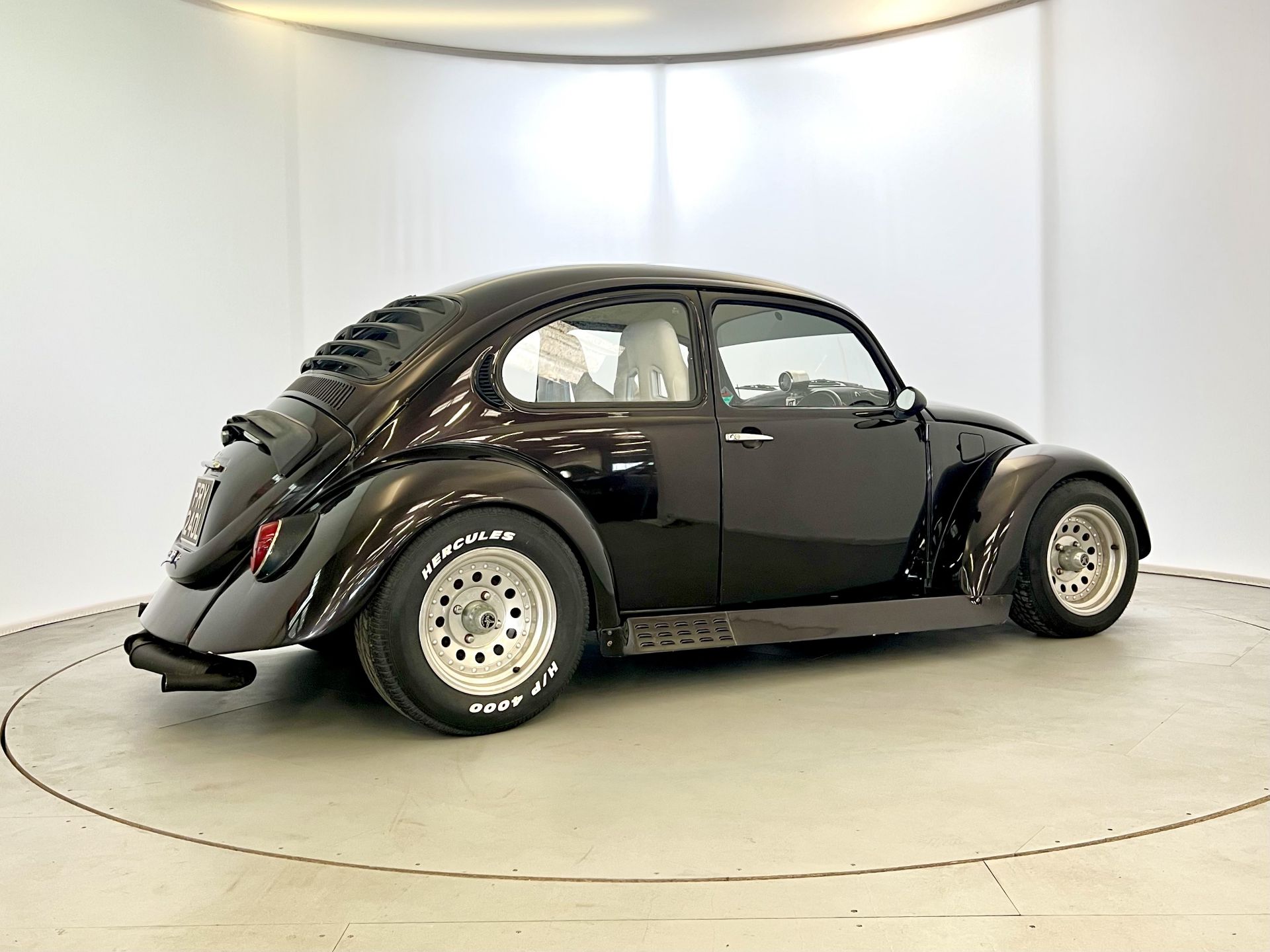 Volkswagen Beetle - Image 10 of 31