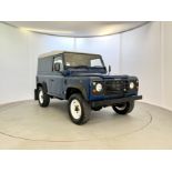 Land Rover Defender 90