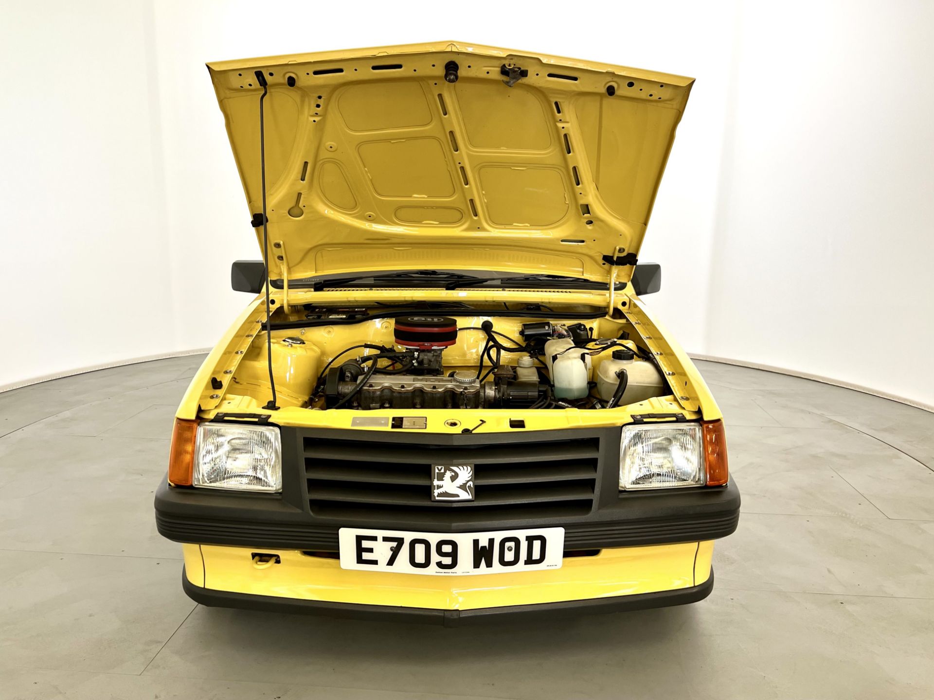 Vauxhall Nova - Image 31 of 33