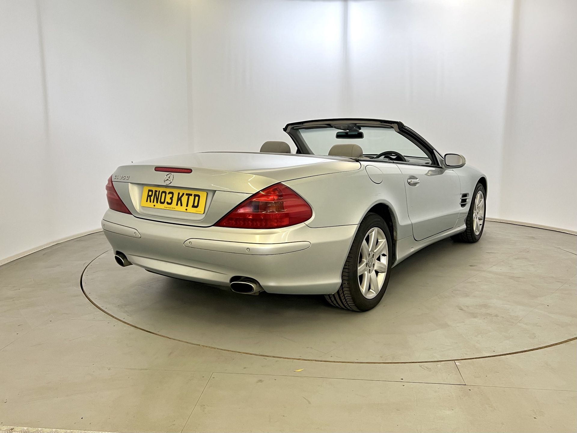 Mercedes-Benz SL350 - Image 9 of 29