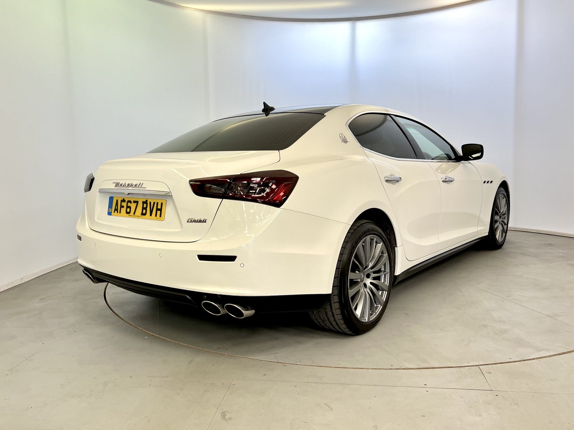 Maserati Ghibli - Image 9 of 34