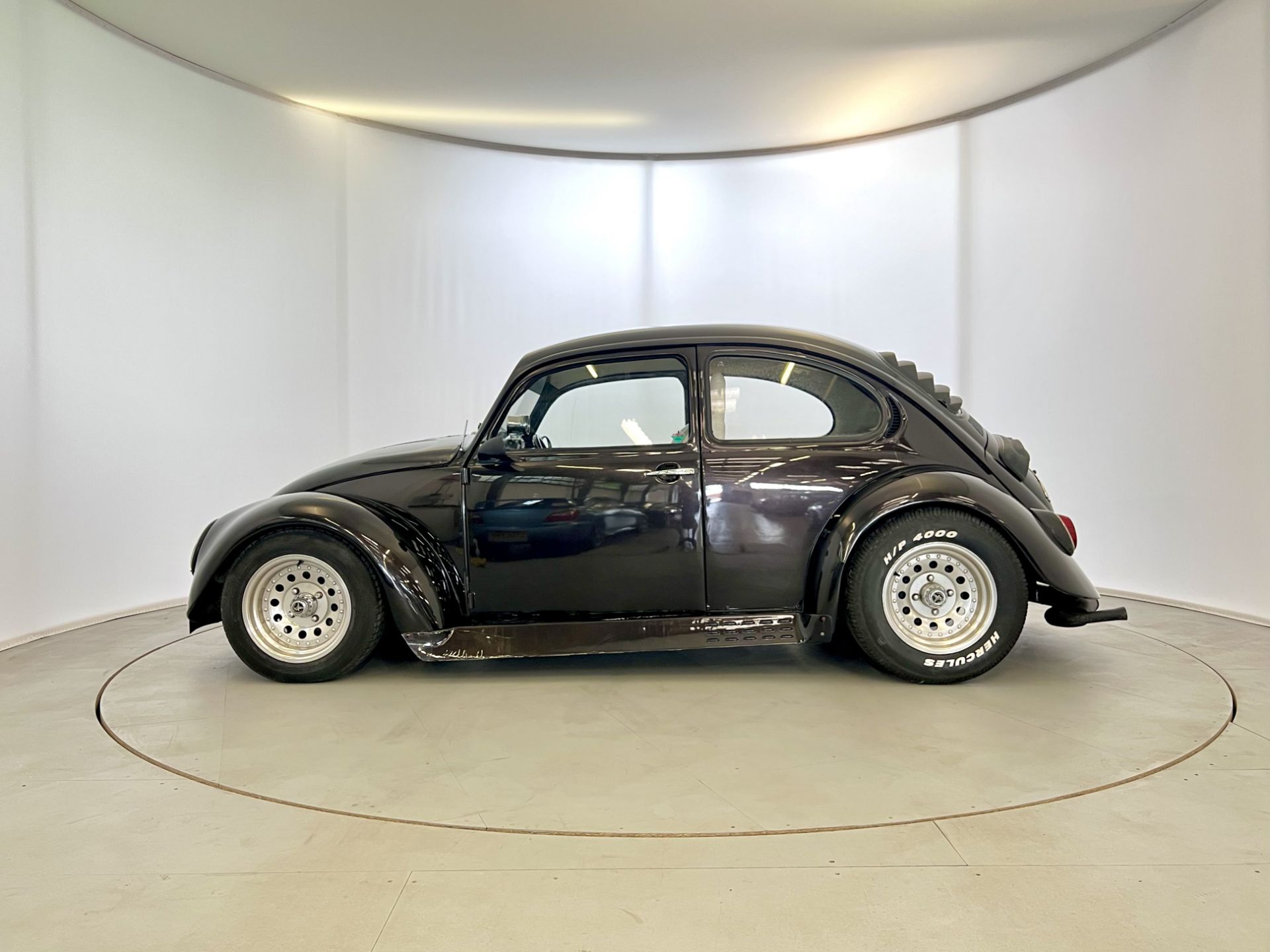 Volkswagen Beetle - Image 5 of 31