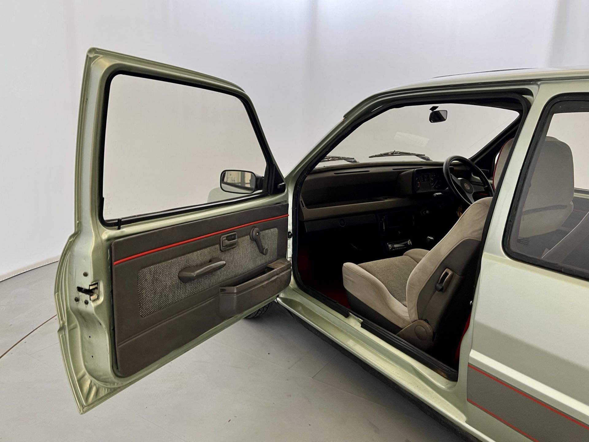 Mg Metro - Image 21 of 29