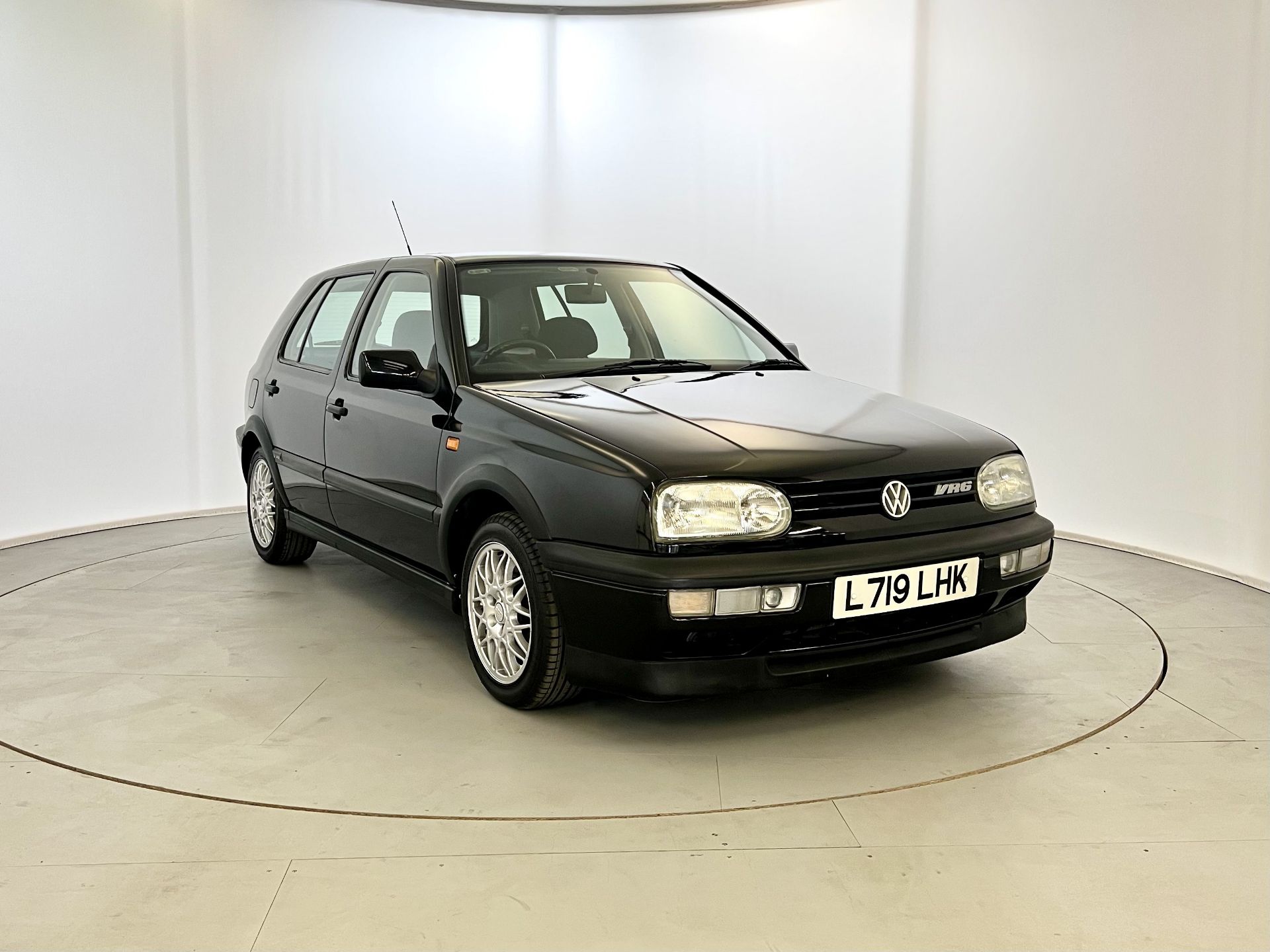 Volkswagen Golf VR6