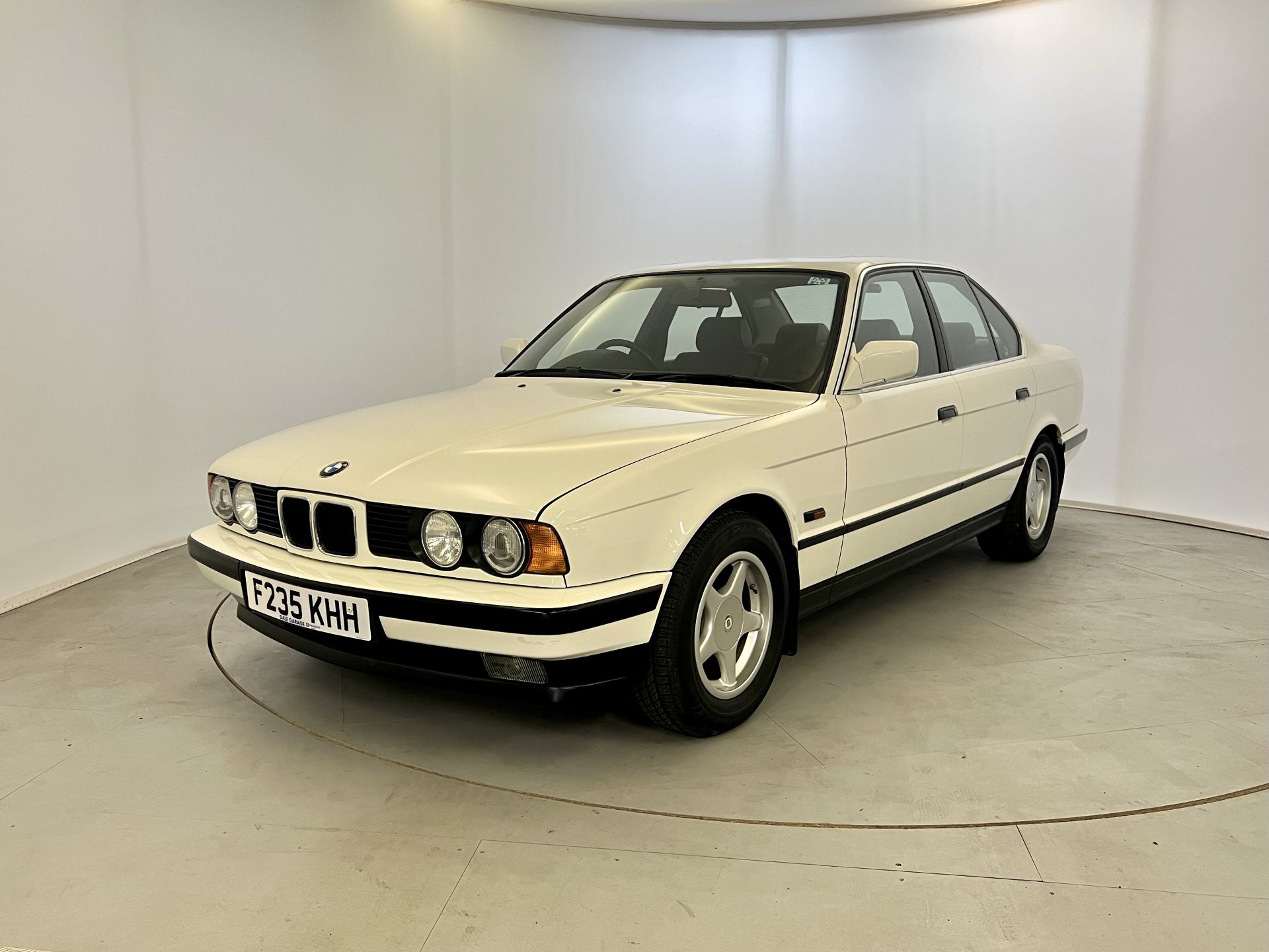 BMW 525i SE - Image 3 of 36
