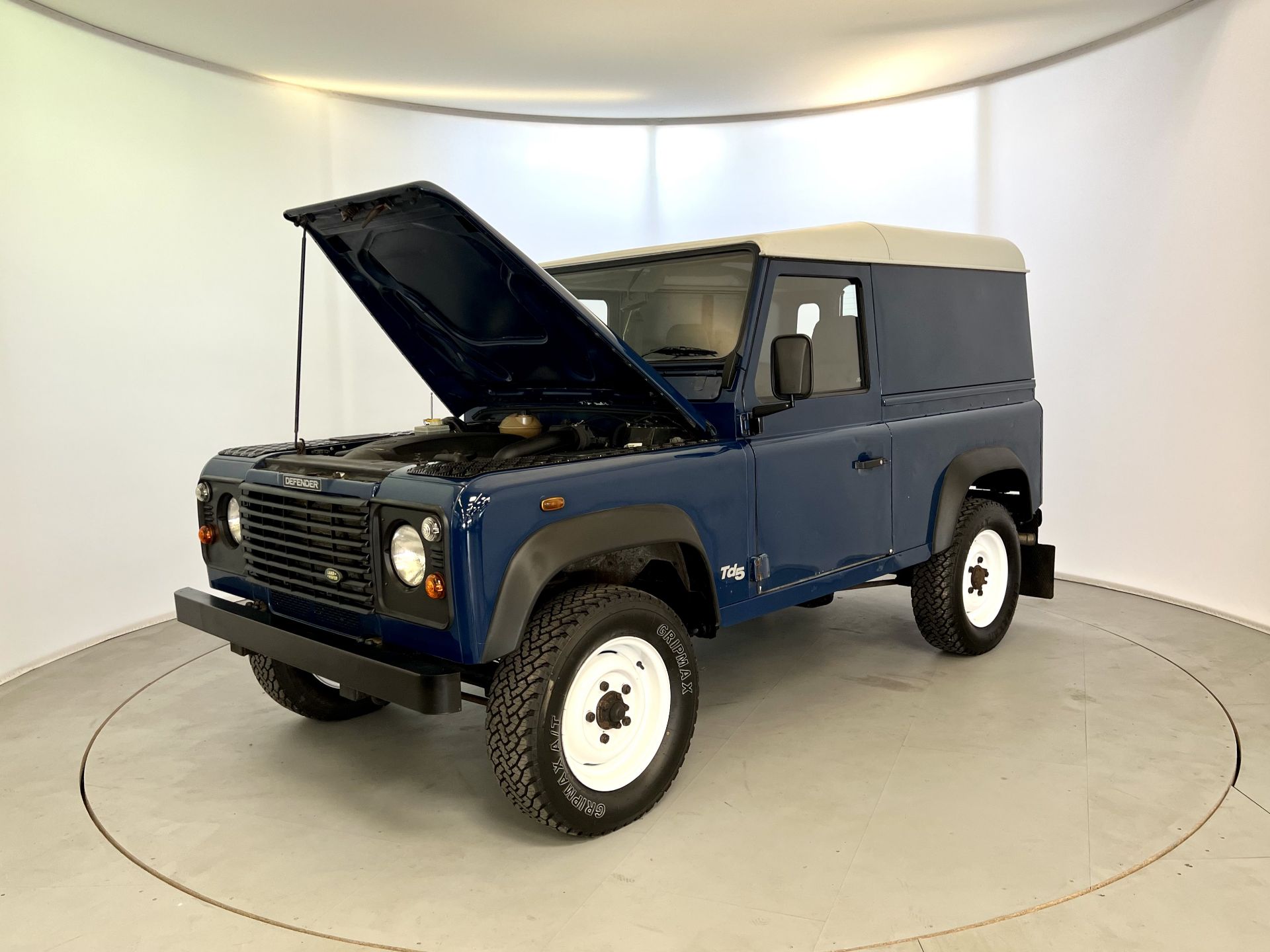 Land Rover Defender 90 - Image 30 of 31