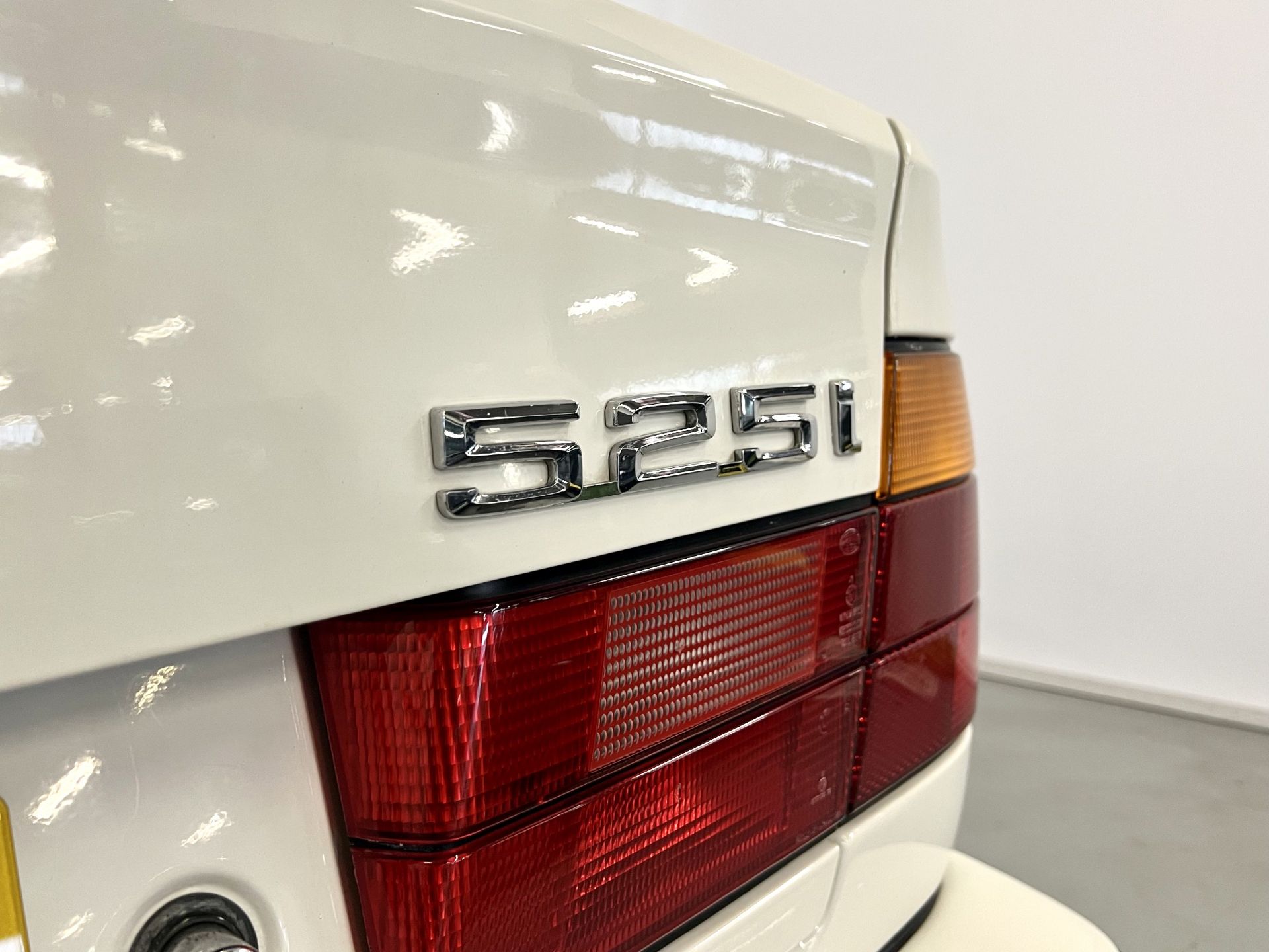 BMW 525i SE - Image 34 of 36
