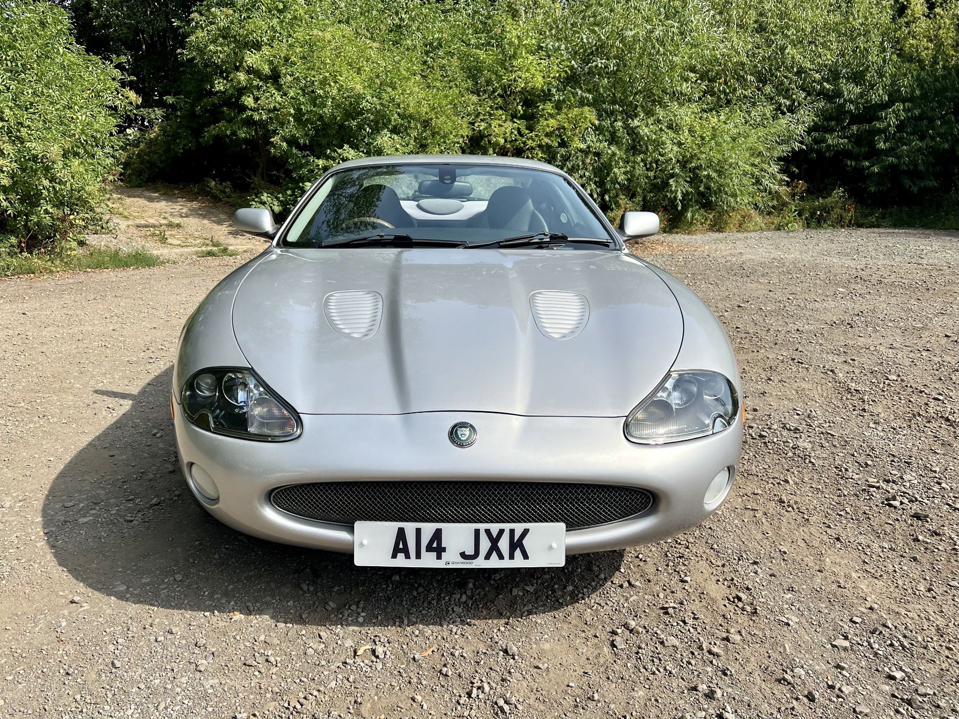 Jaguar XKR - Image 8 of 27