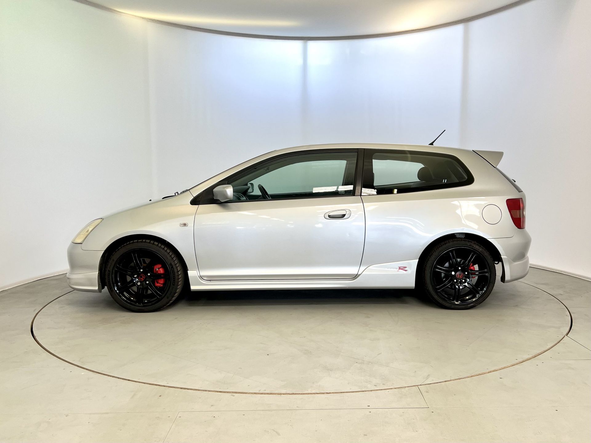 Honda Civic Type R - Image 5 of 26