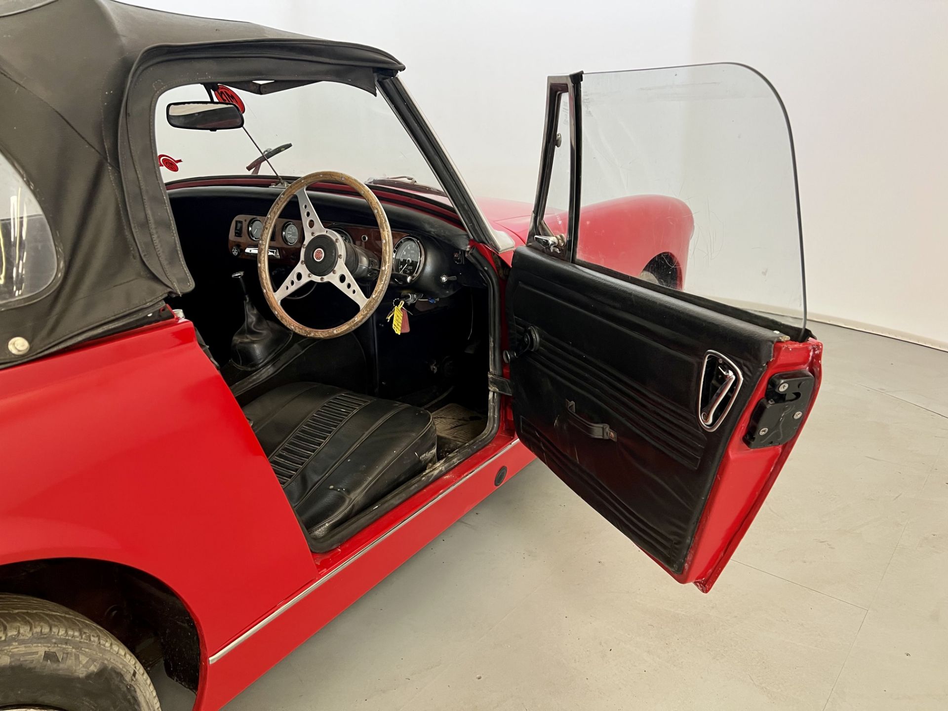 MG Midget - Image 17 of 28