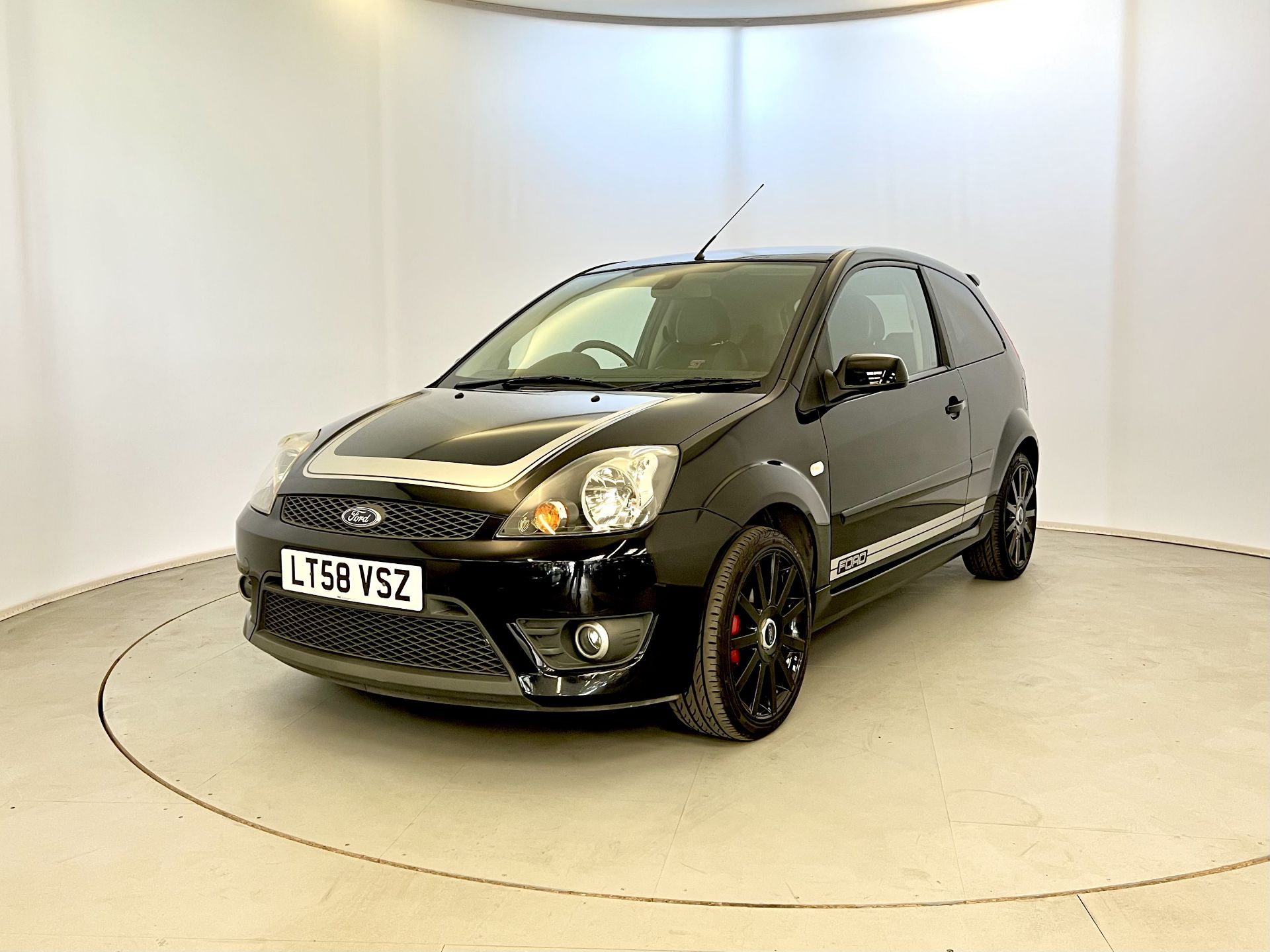 Ford Fiesta ST500 - Image 3 of 35