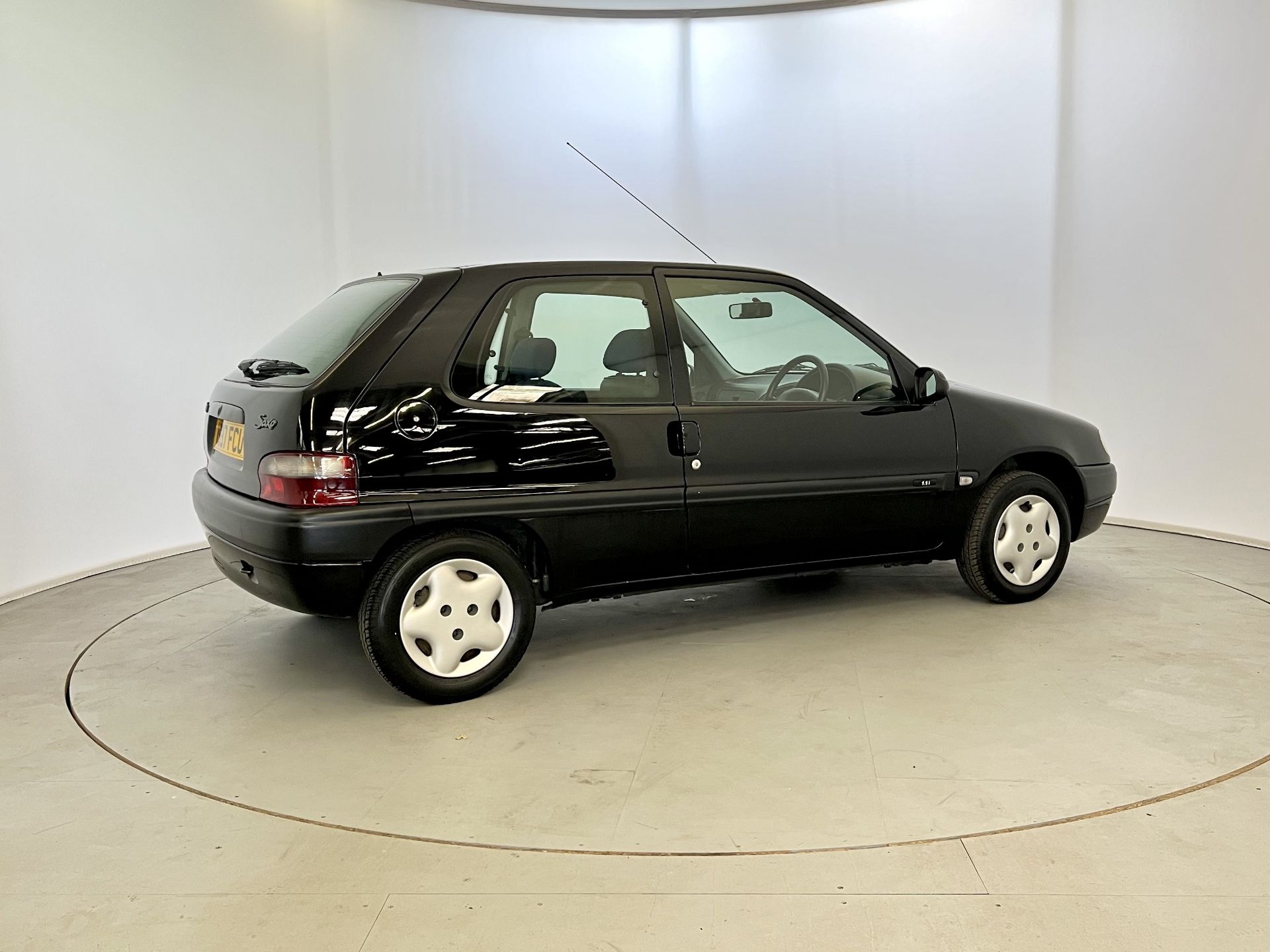 Citroen Saxo - Image 10 of 29