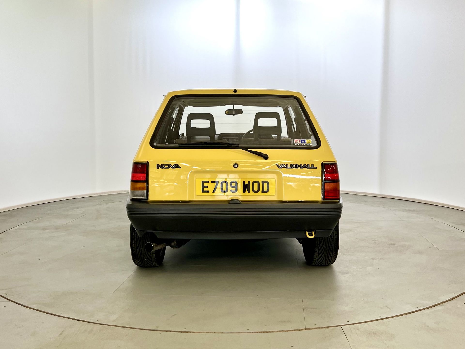 Vauxhall Nova - Image 8 of 33