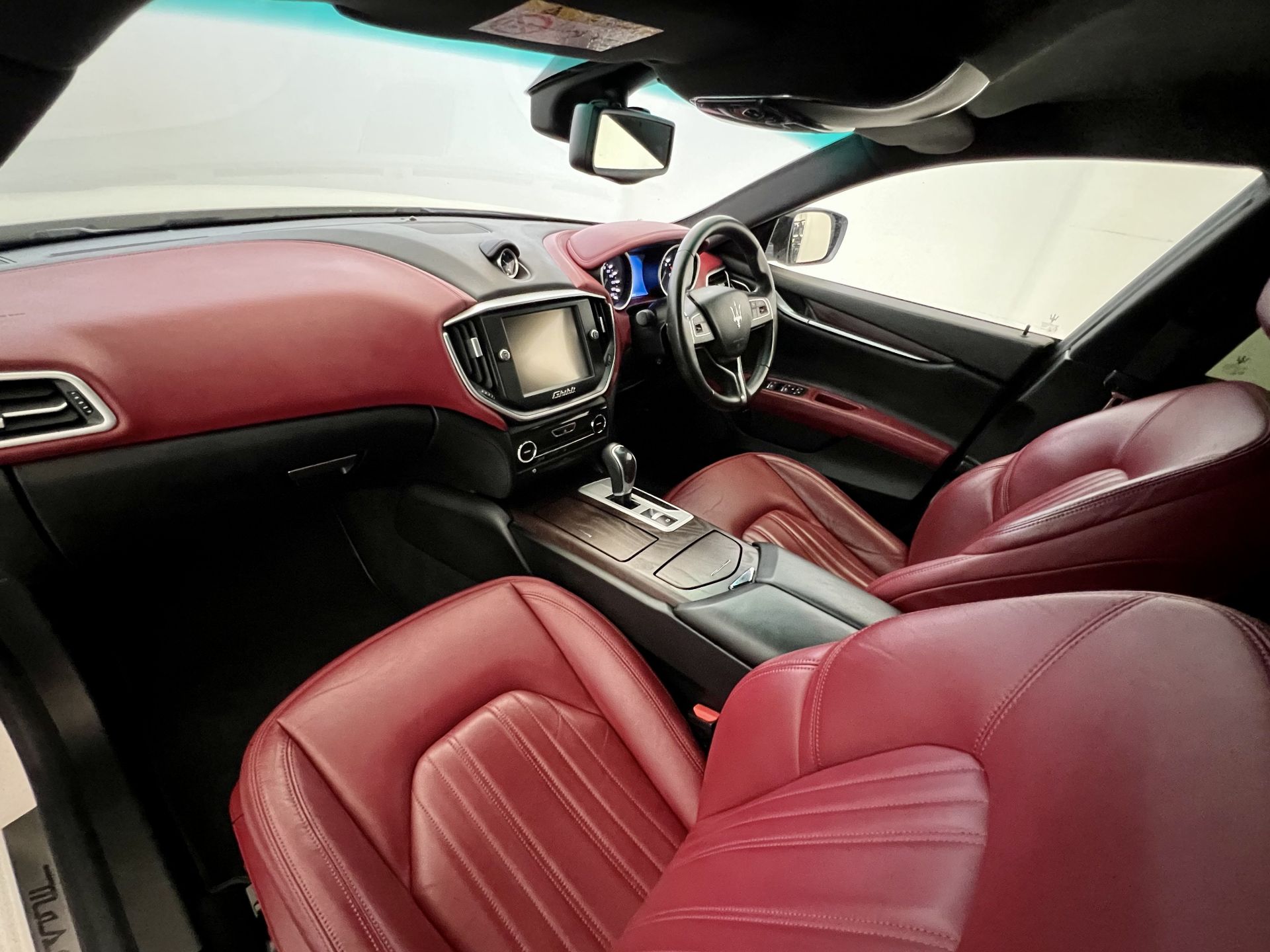 Maserati Ghibli - Image 29 of 34