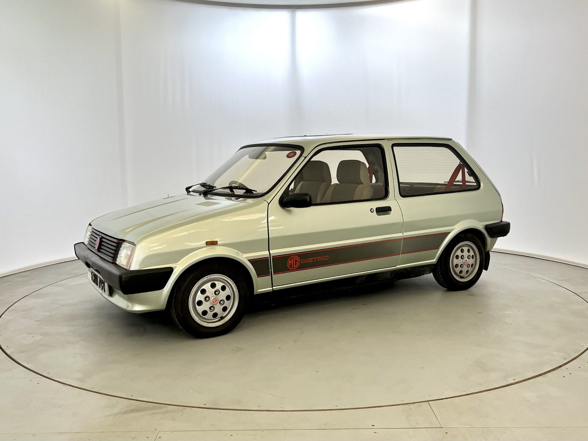 Mg Metro - Image 4 of 29