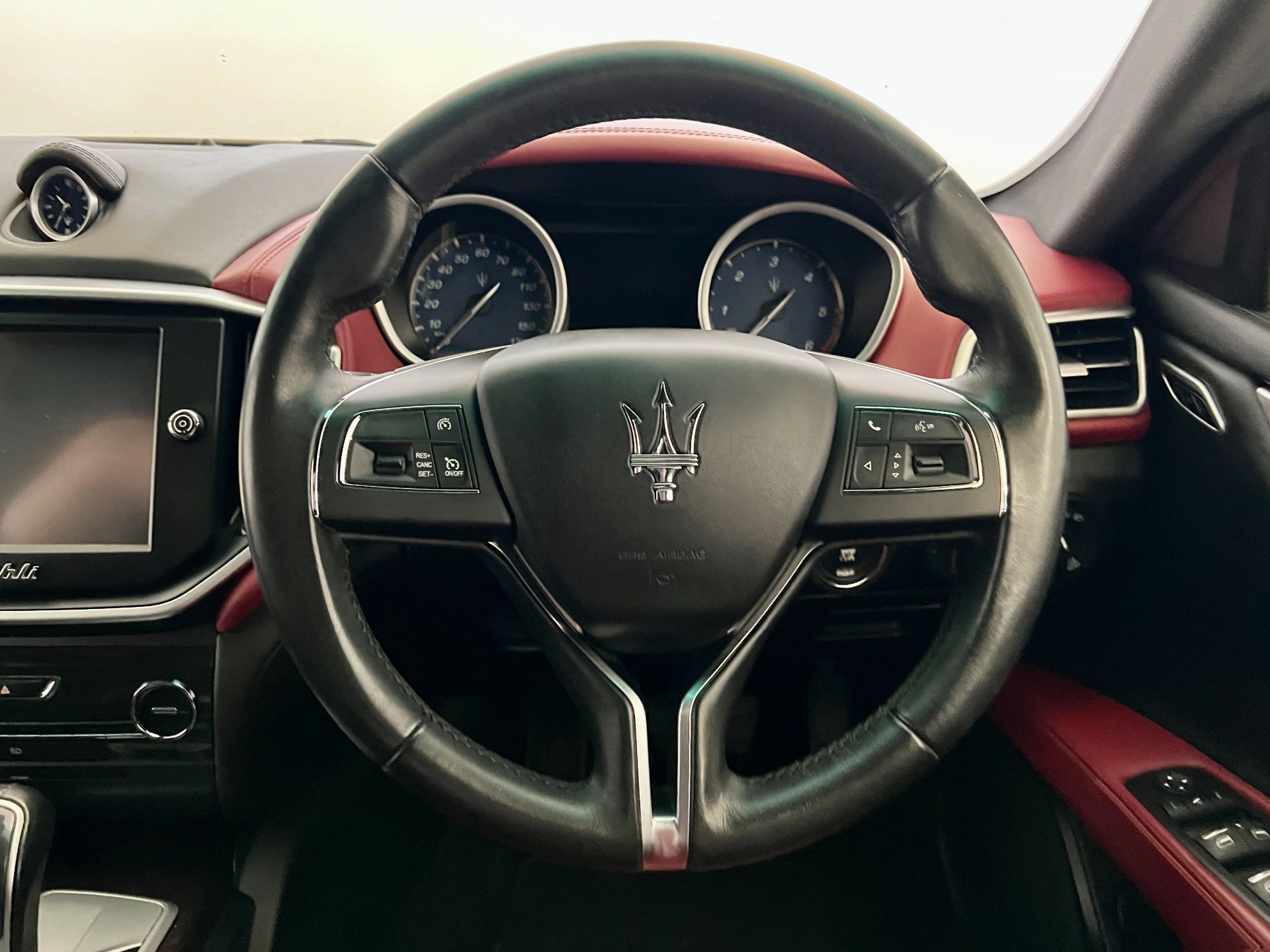 Maserati Ghibli - Image 31 of 34