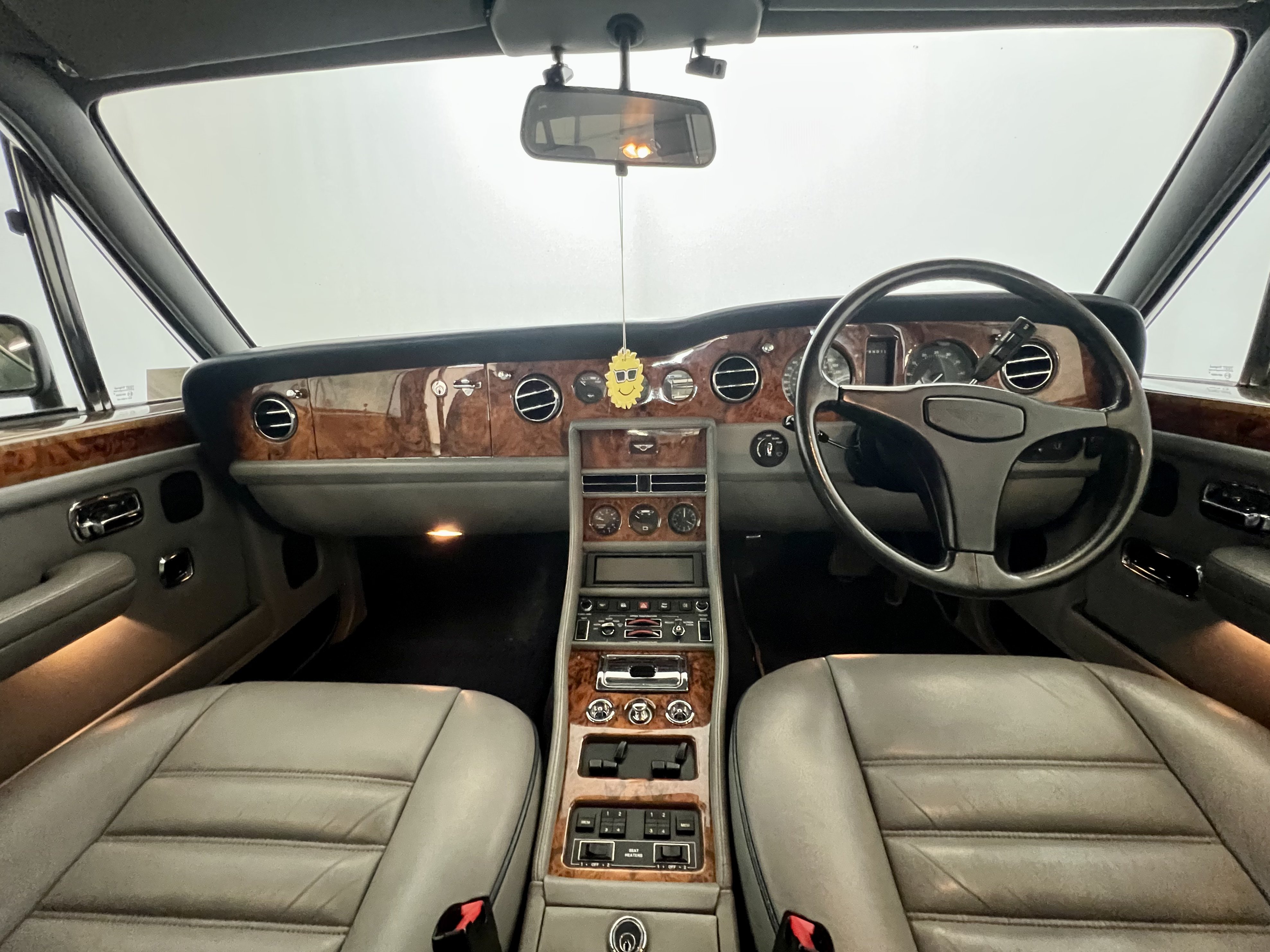 Bentley Turbo R - Image 29 of 43