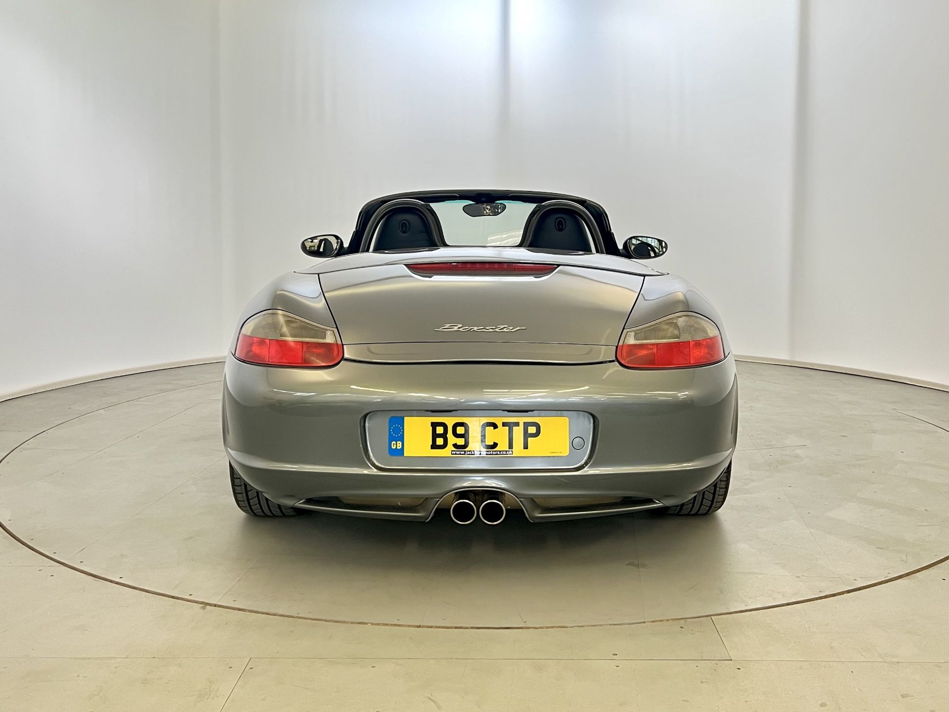 Porshe Boxster - Image 8 of 31
