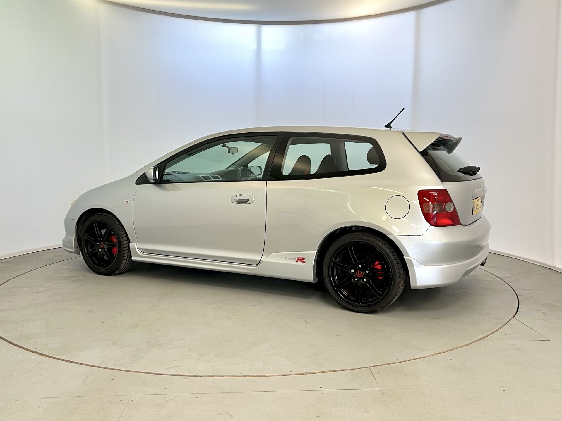 Honda Civic Type R - Image 6 of 26