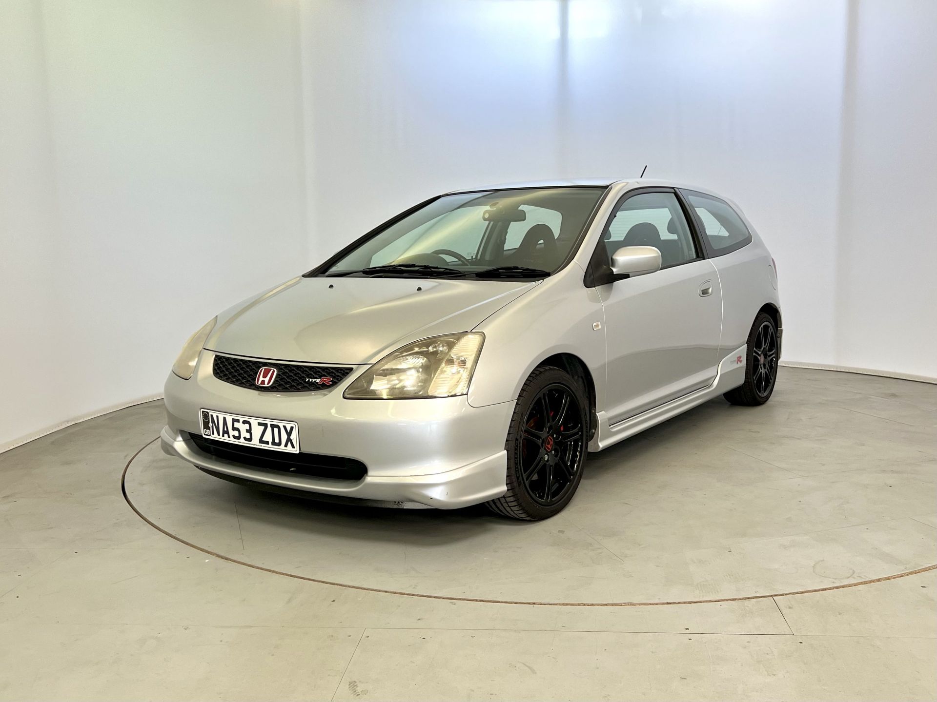 Honda Civic Type R - Image 3 of 26