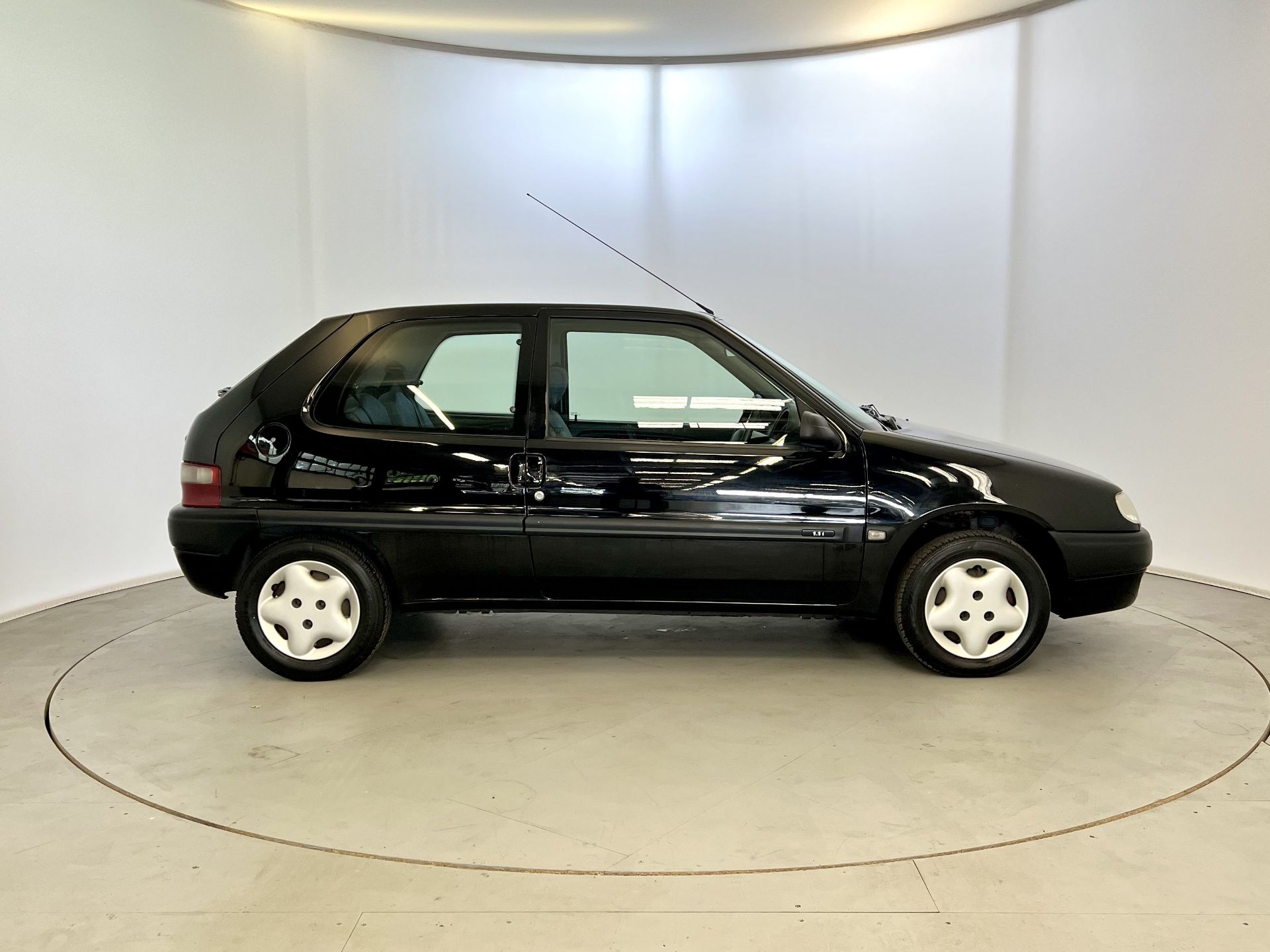 Citroen Saxo - Image 11 of 29