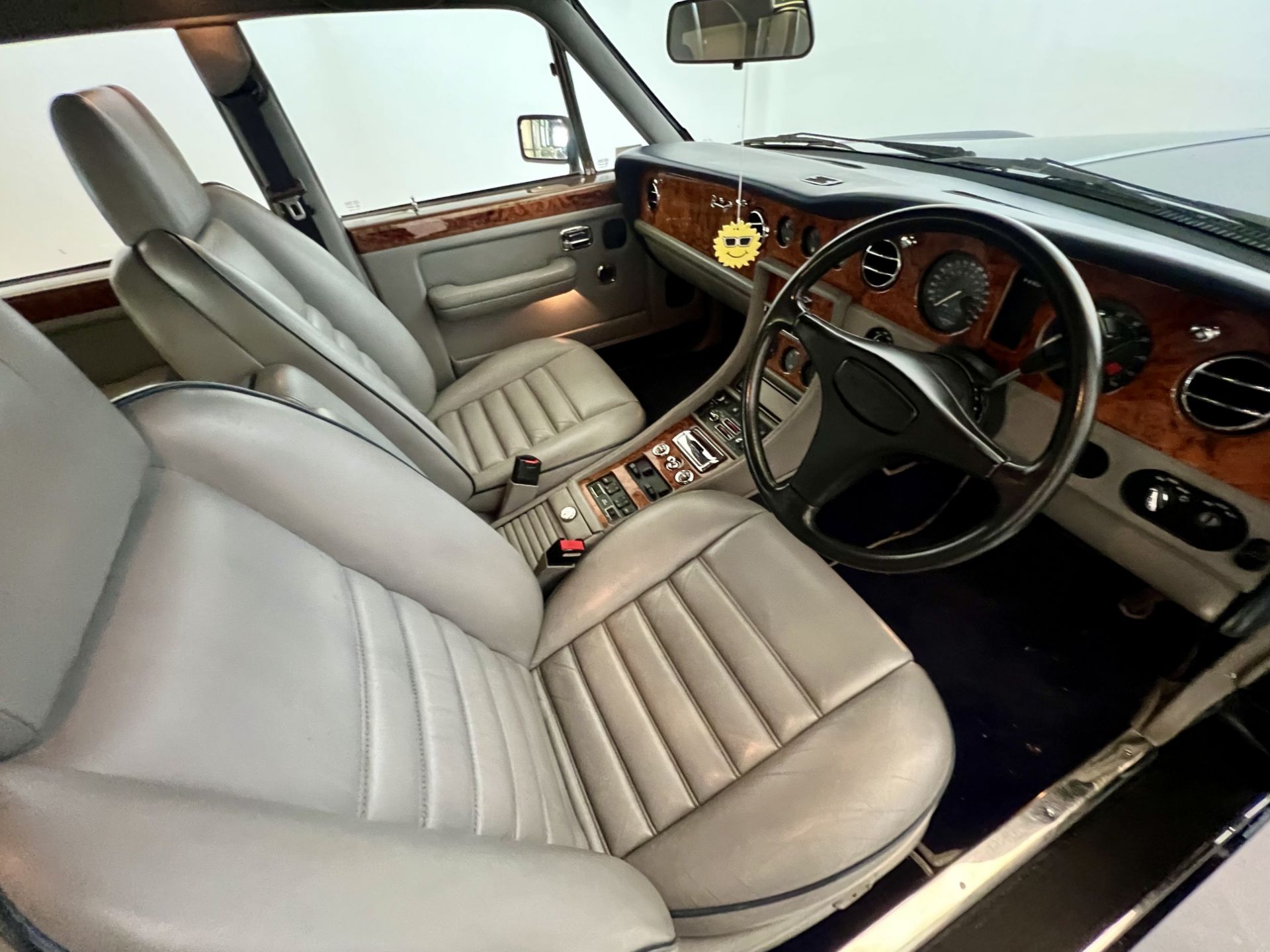 Bentley Turbo R - Image 19 of 43