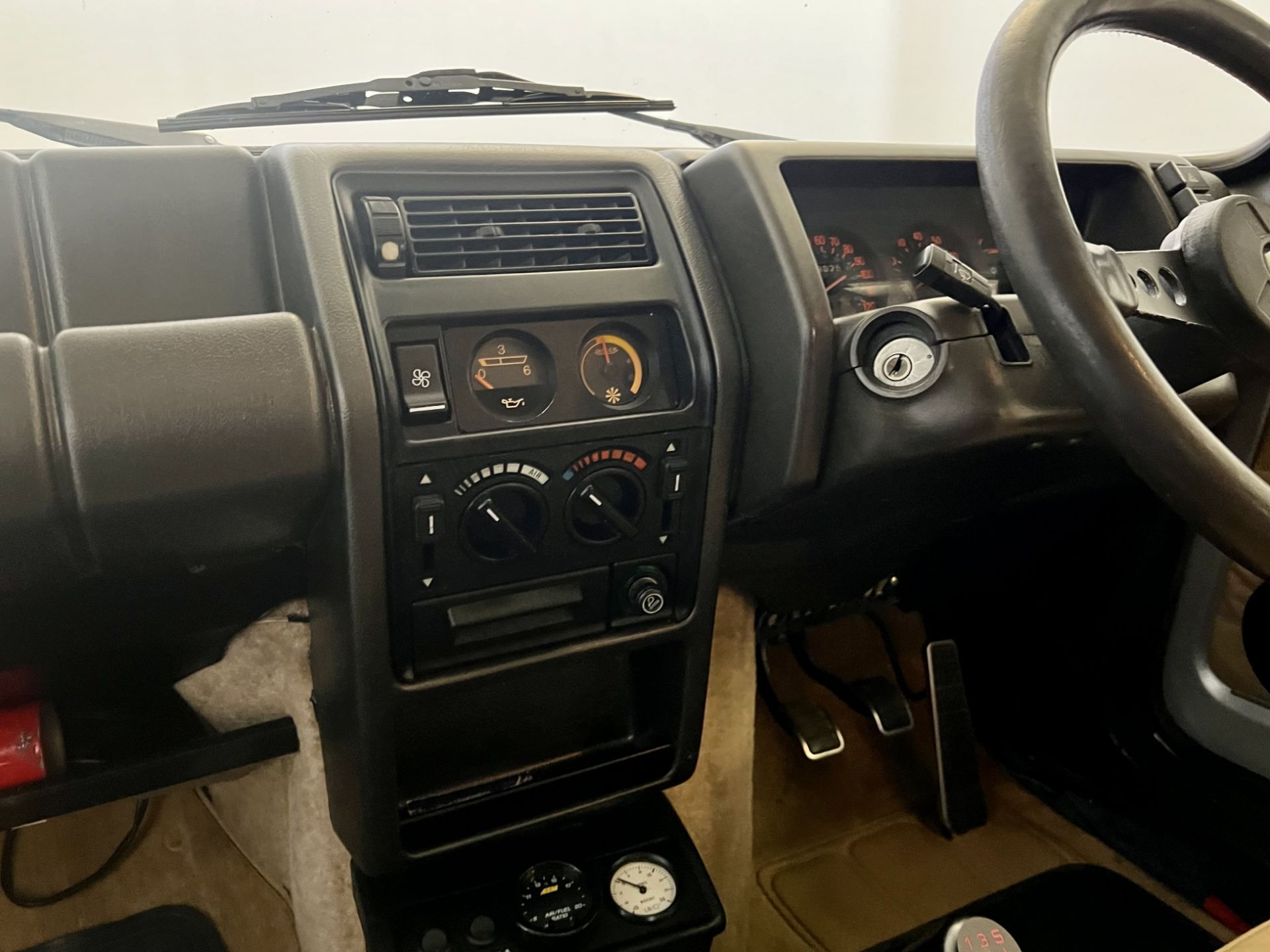 Renault 5 Gordini Turbo - Image 21 of 29
