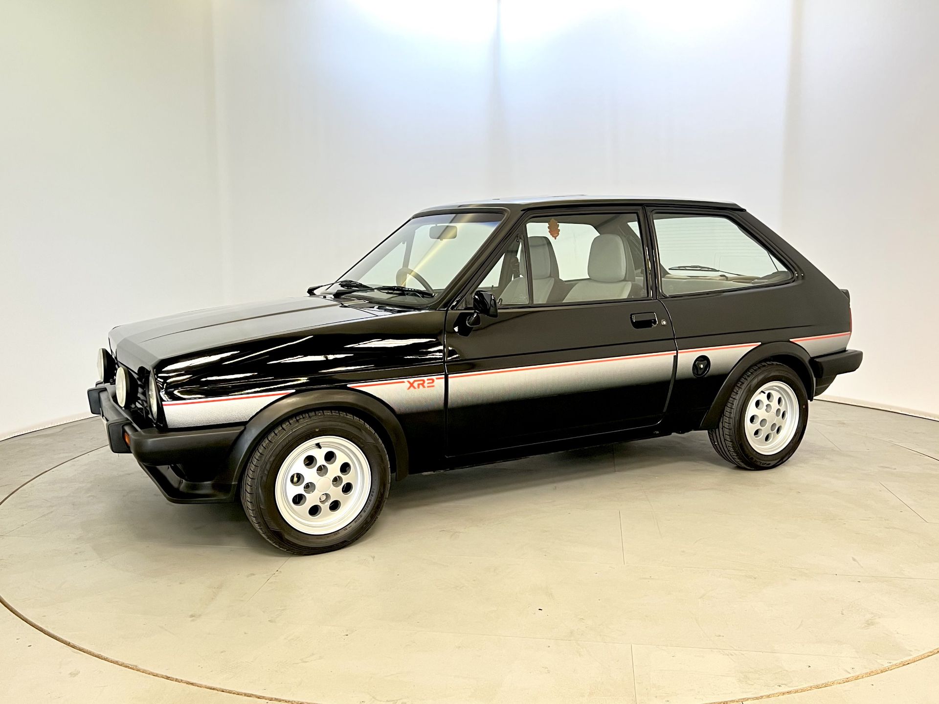 Ford Fiesta XR2 - Image 4 of 33