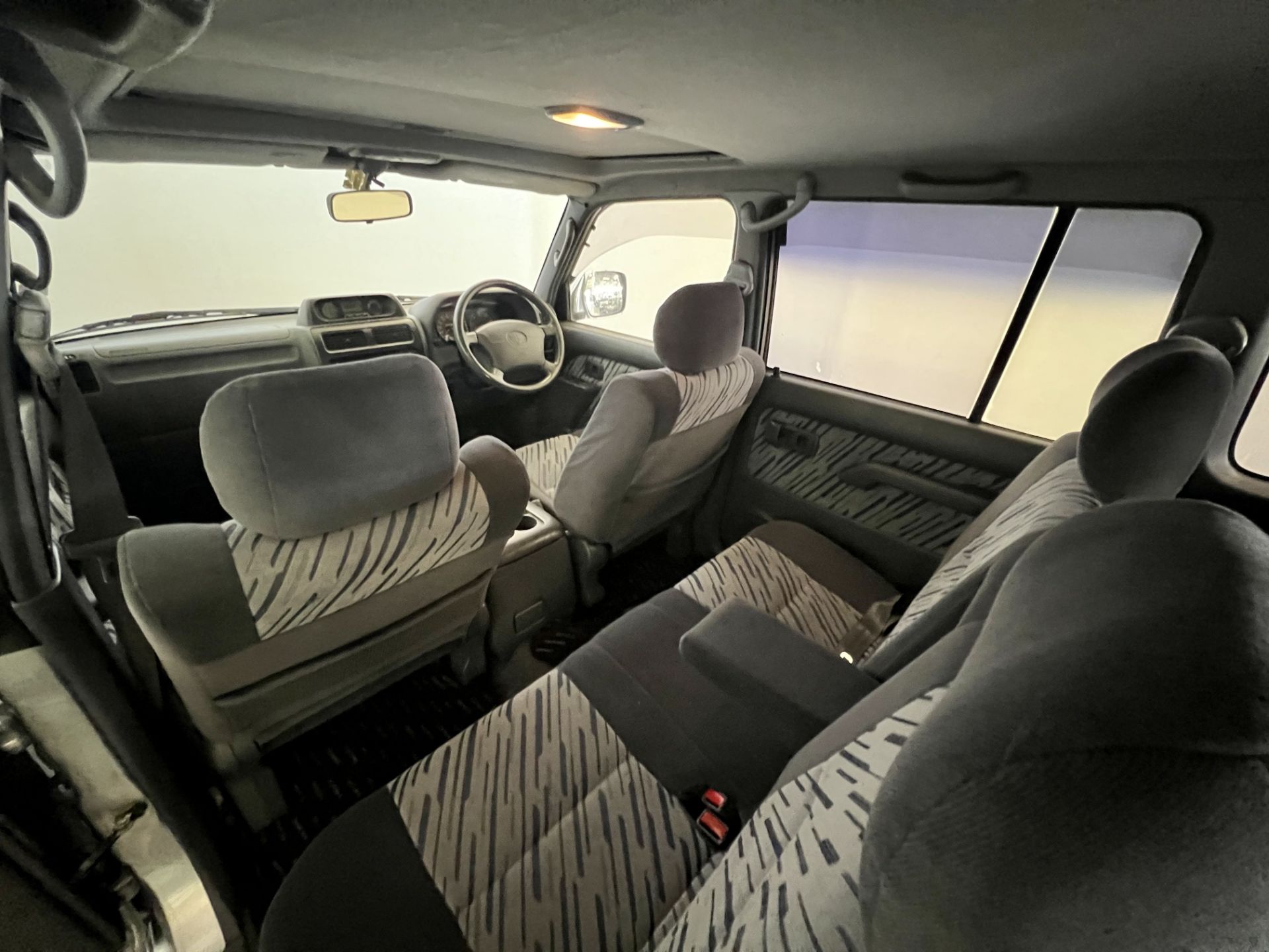 Toyota Landcruiser - Image 25 of 34