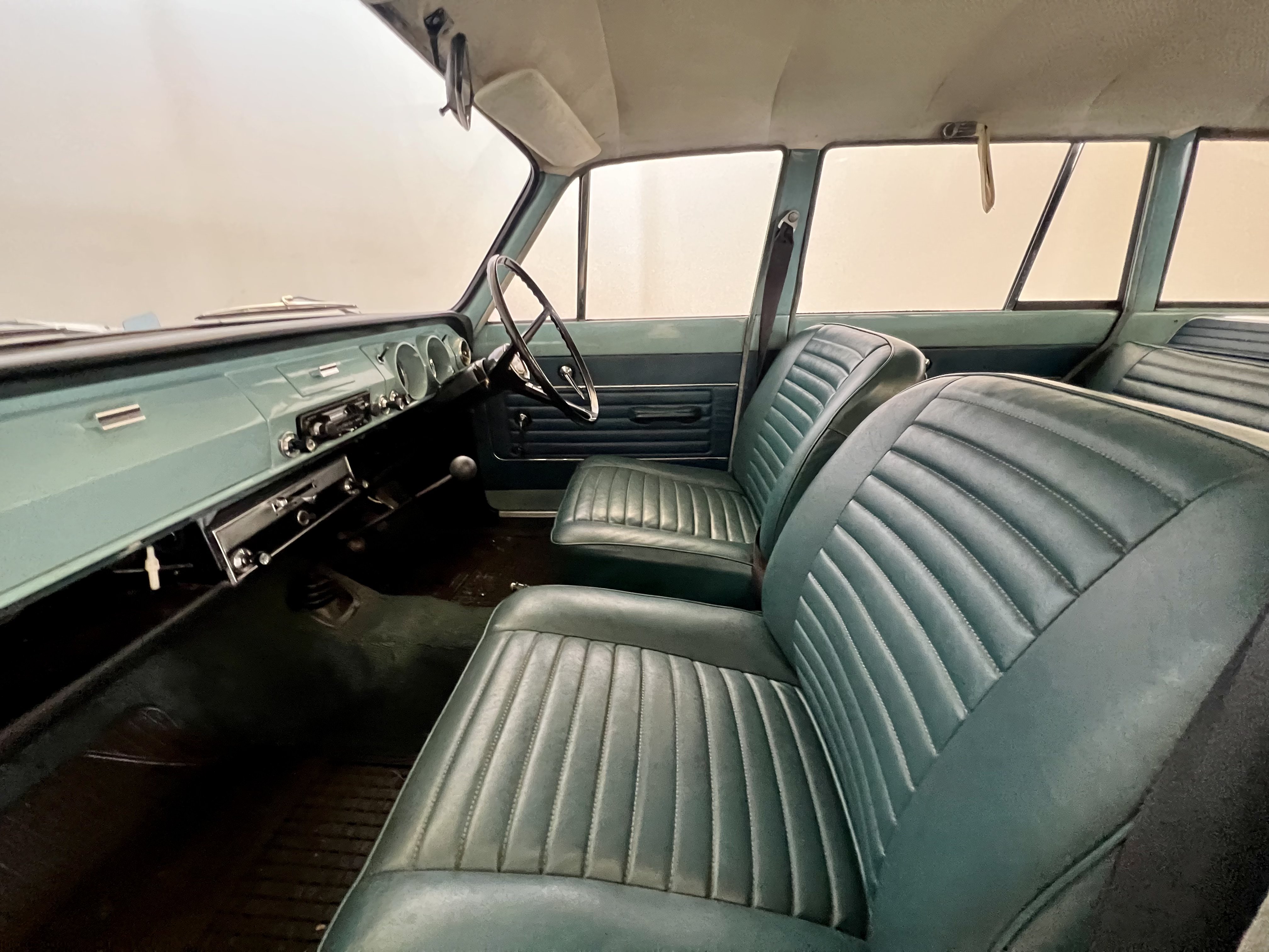 Ford Cortina Super Estate - Image 27 of 35