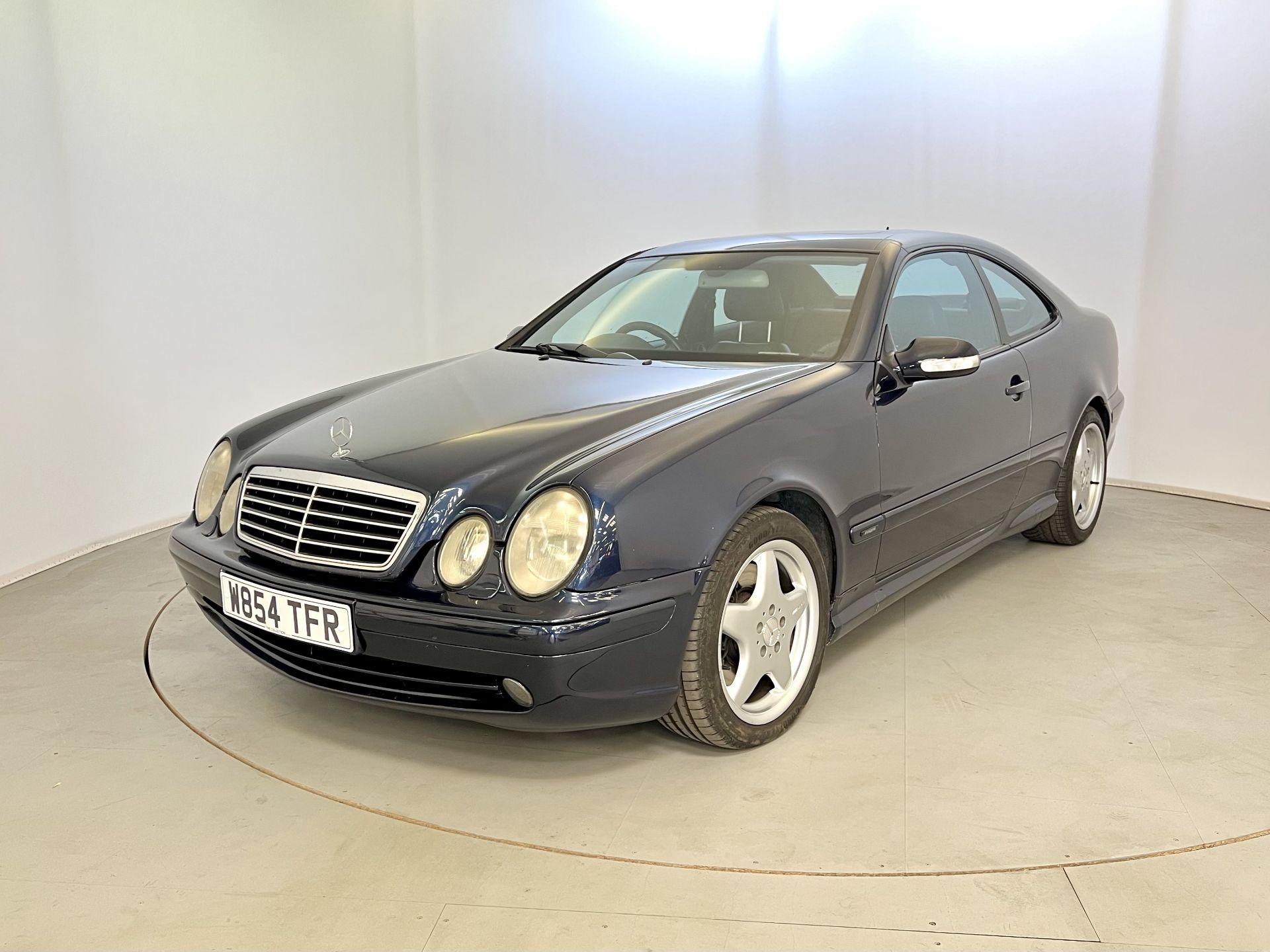 Mercedes-Benz CLK 55 AMG - Image 3 of 31