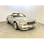 Mercedes-Benz SL320