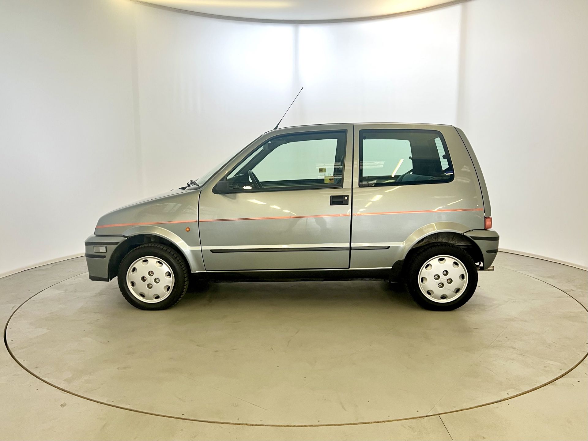 Fiat Cinquecento - Image 5 of 28
