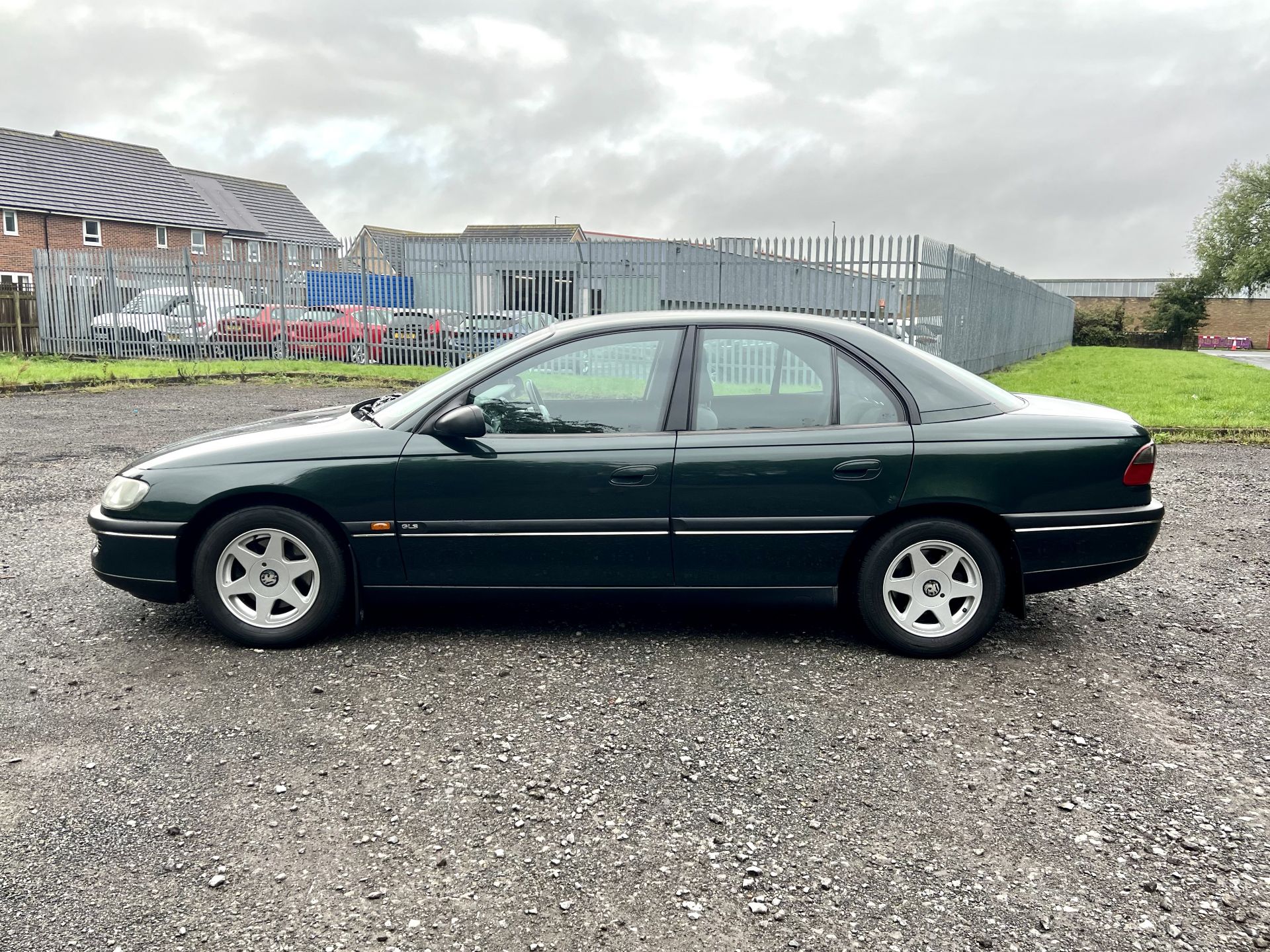 Vauxhall Omega - Image 9 of 34