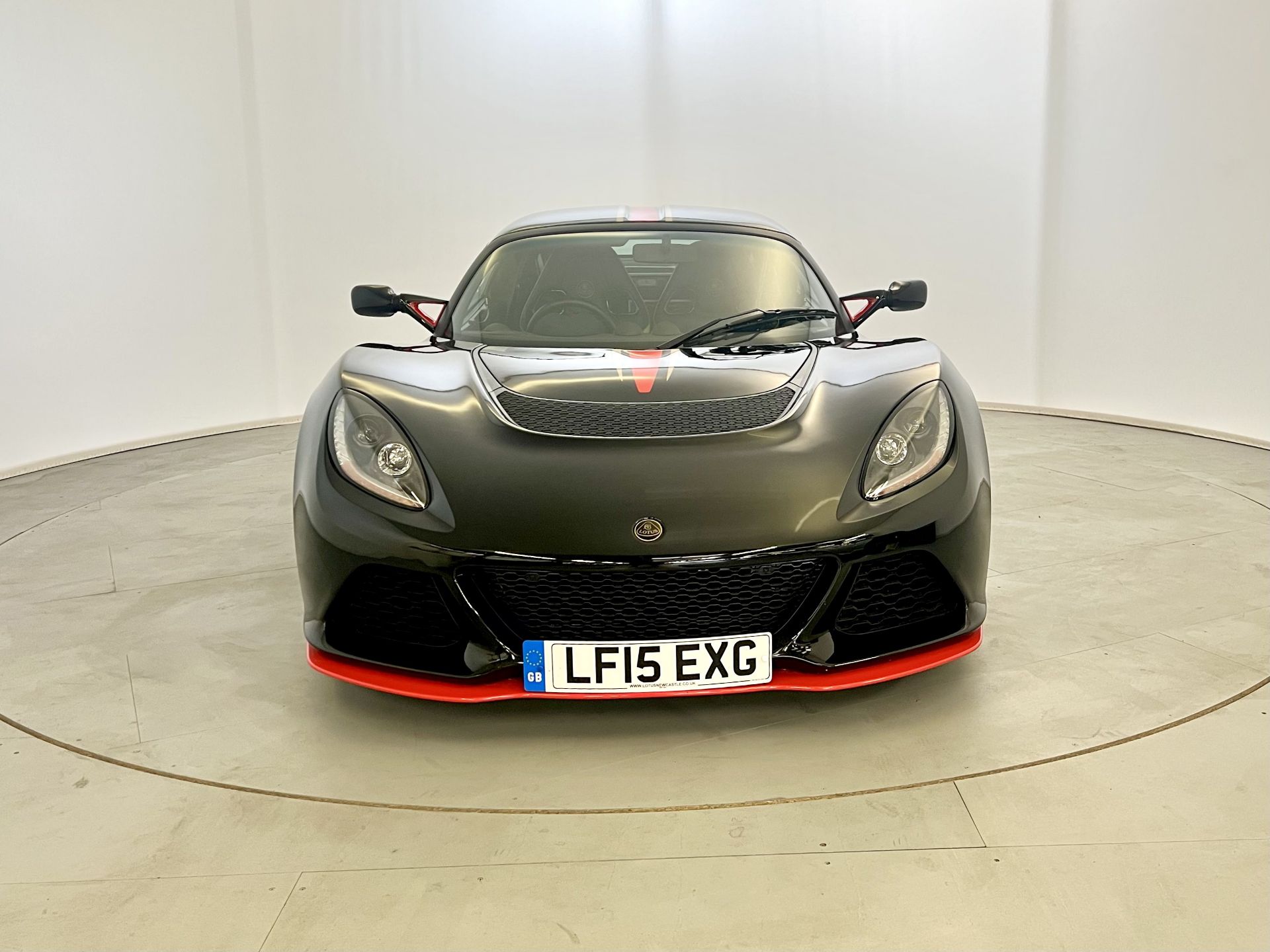 Lotus Exige LF1 - Image 2 of 37