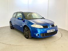 Renault Megane Sport 225