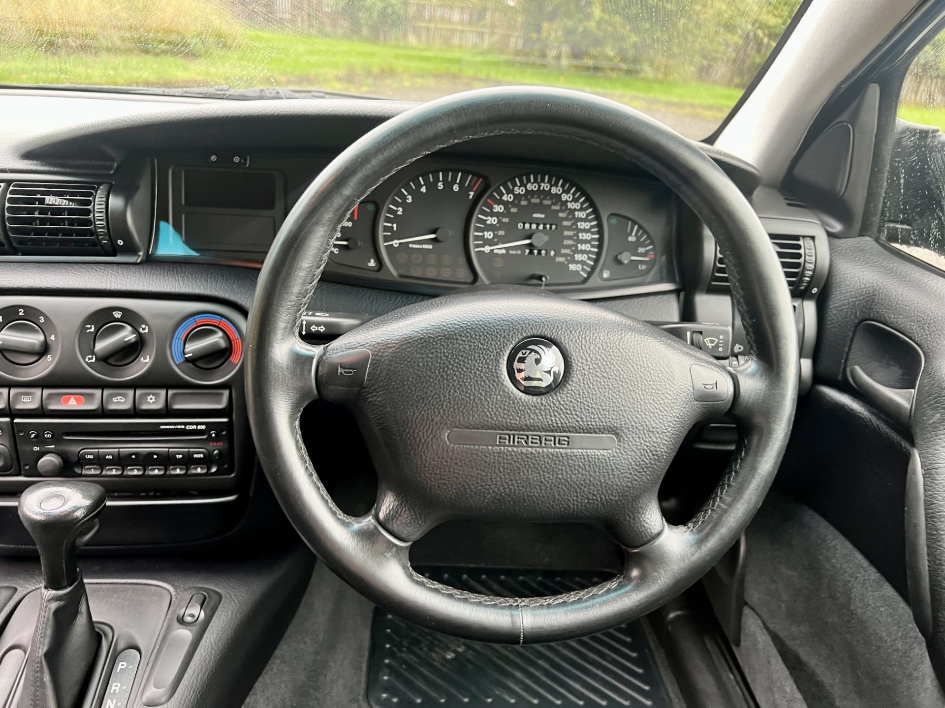 Vauxhall Omega - Image 29 of 34