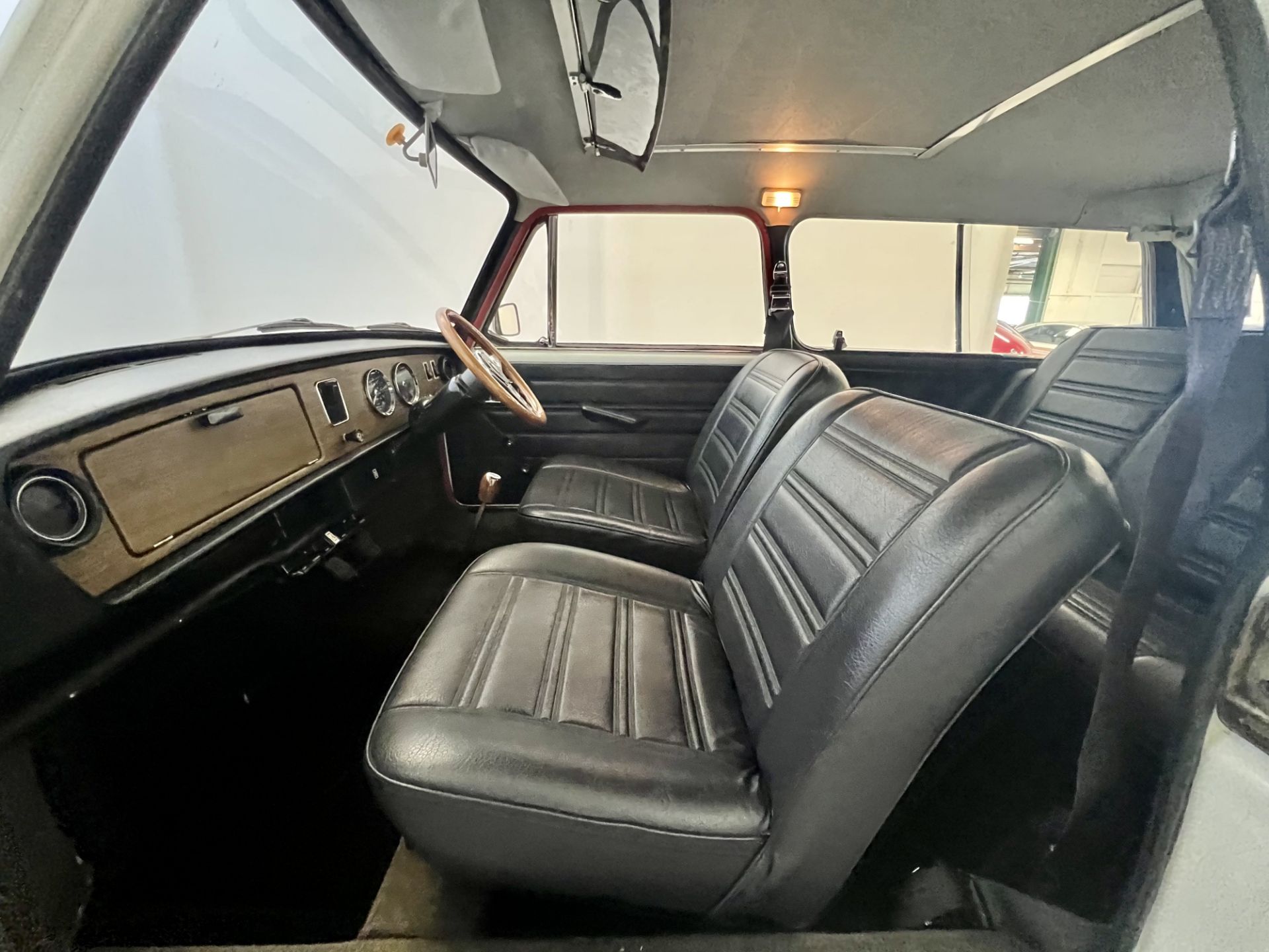 Austin 1300 MK3 Traveller - Image 23 of 30