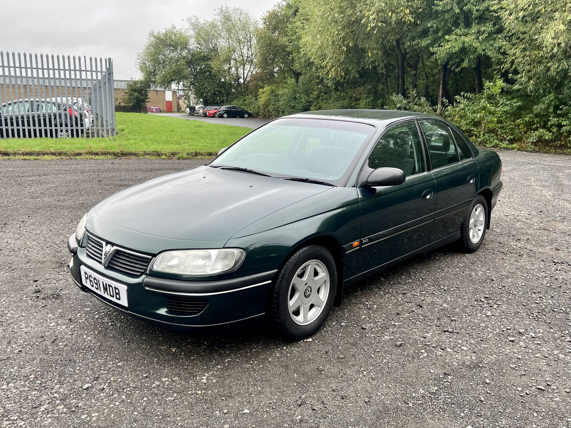 Vauxhall Omega - Image 10 of 34