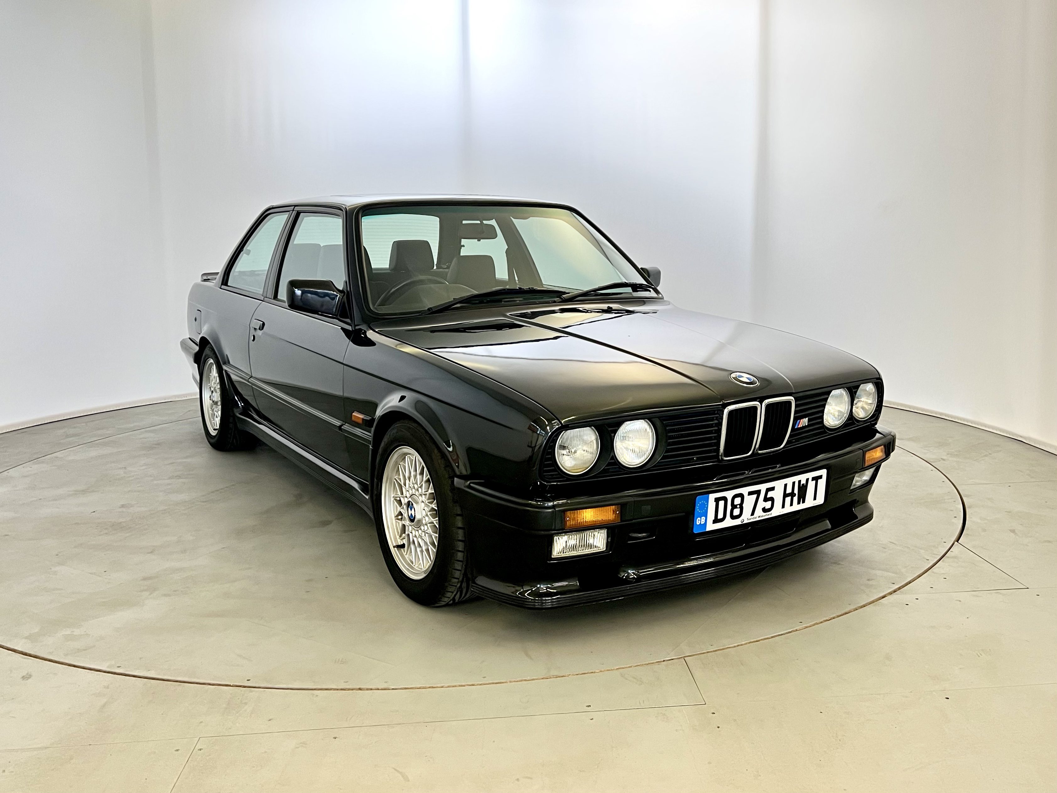 BMW 325i Sport