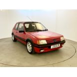 Peugeot 205 GTI 1.9