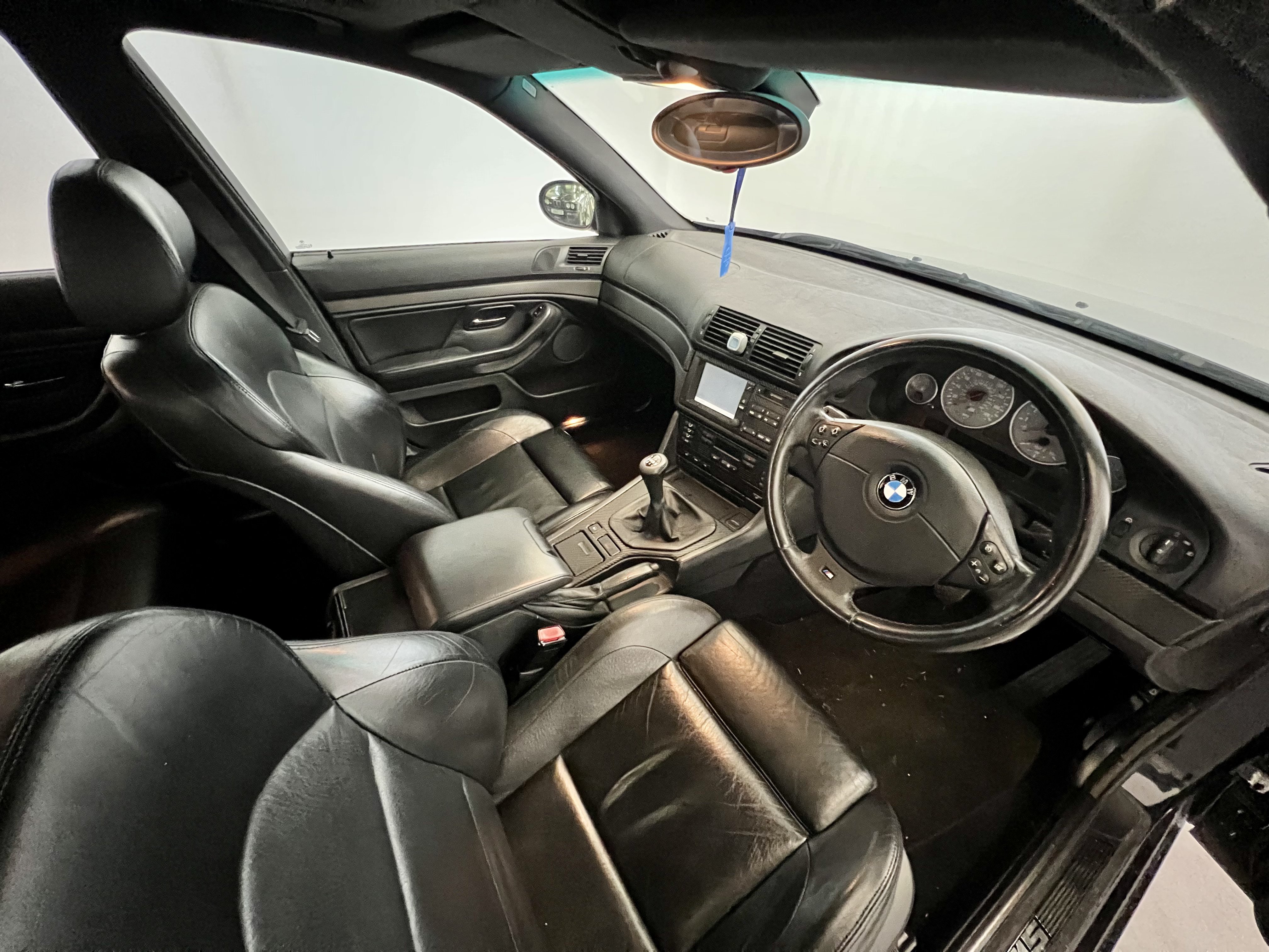 BMW M5 - Image 20 of 37